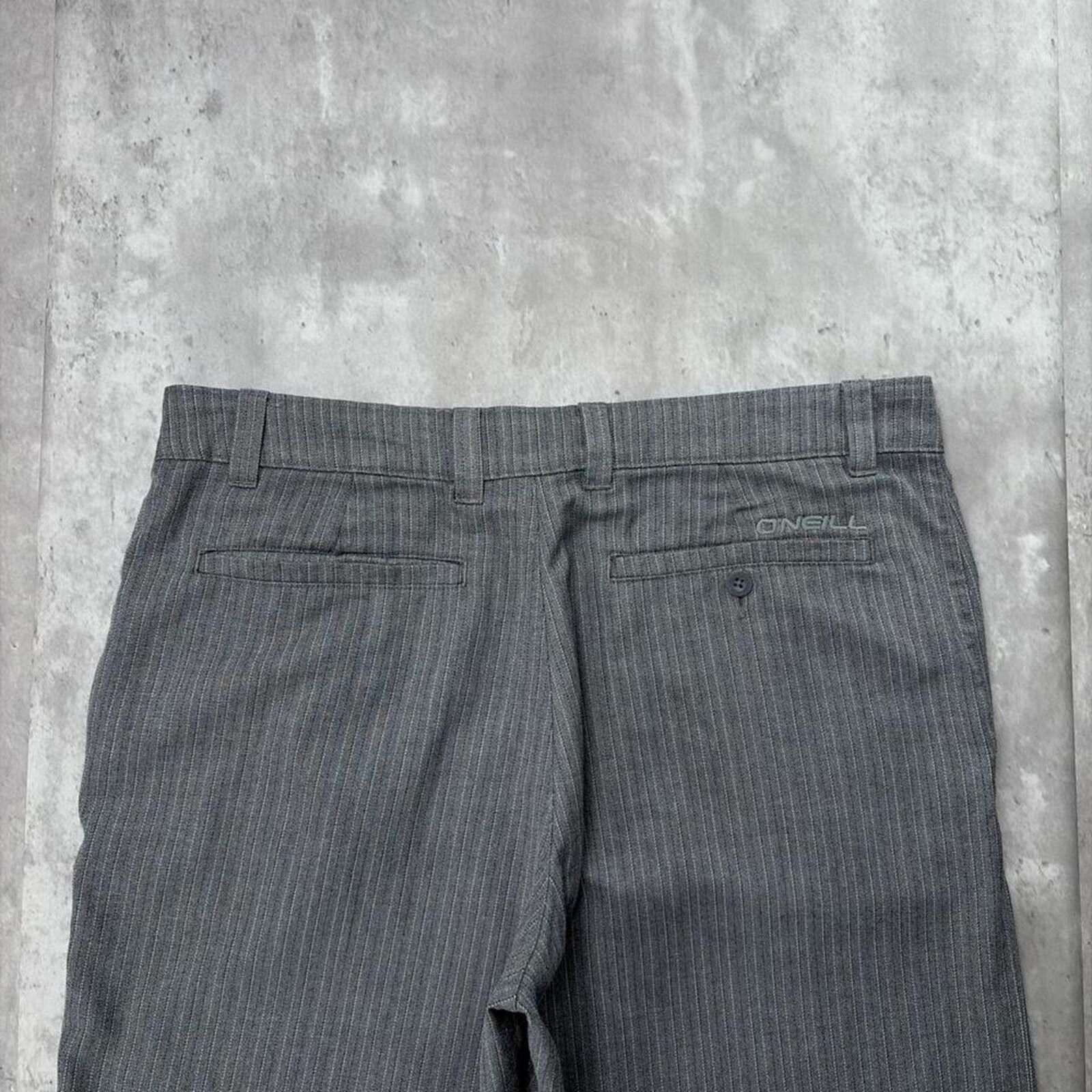 O'Neill Y2K Grey O’Neill Surf Grunge Pinstripe Baggy Skater Shorts Size US 34 / EU 50 - 3 Thumbnail