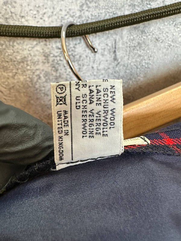 Pringle Of Scotland Pringle of Scotland Tartan Pleated Wool Skirt UK Vintage Size 30" / US 8 / IT 44 - 13 Thumbnail