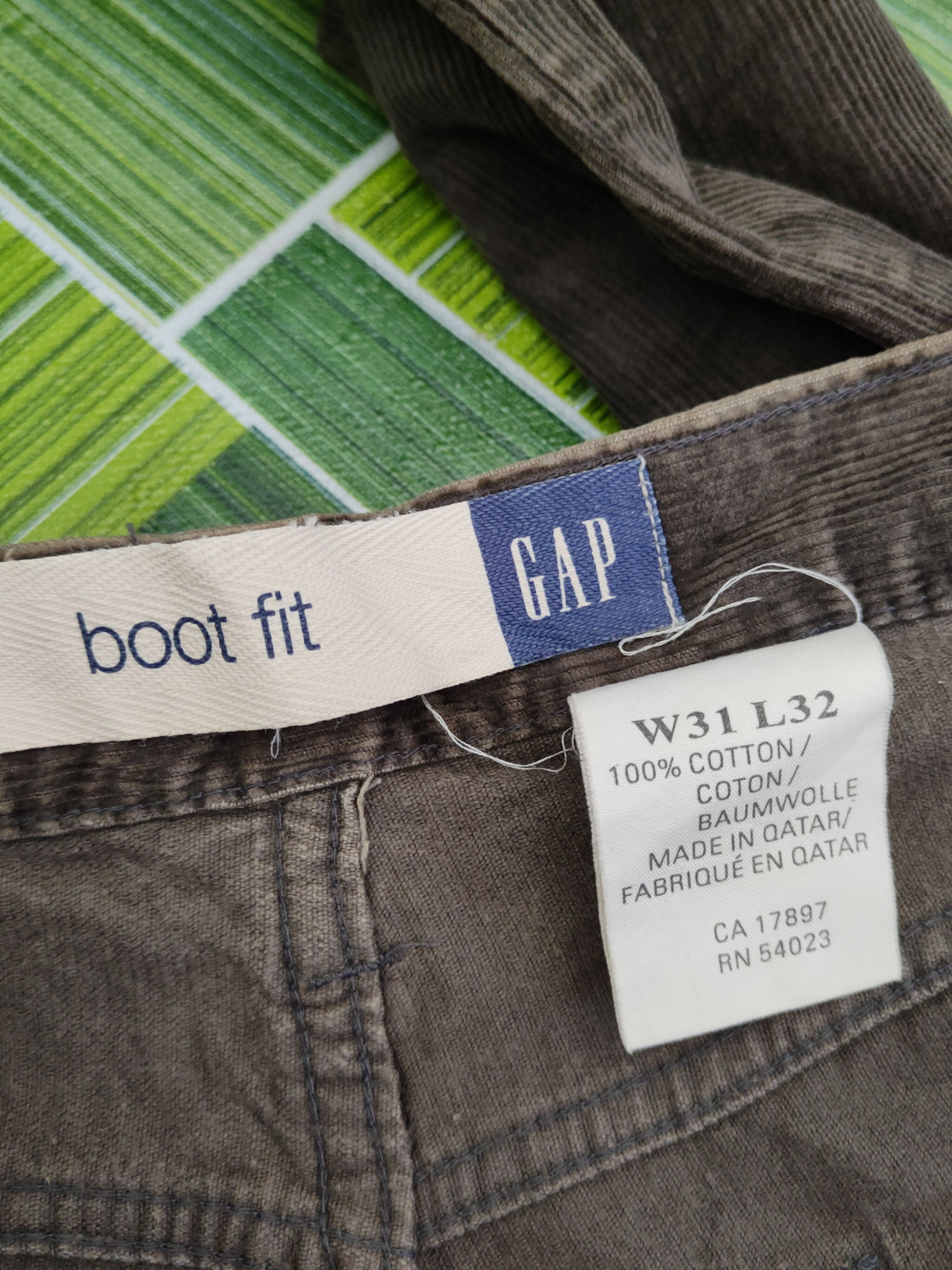 Gap Gap Dark Brown Multipocket Corduroy Pants #W1830 Size US 31 - 15 Thumbnail