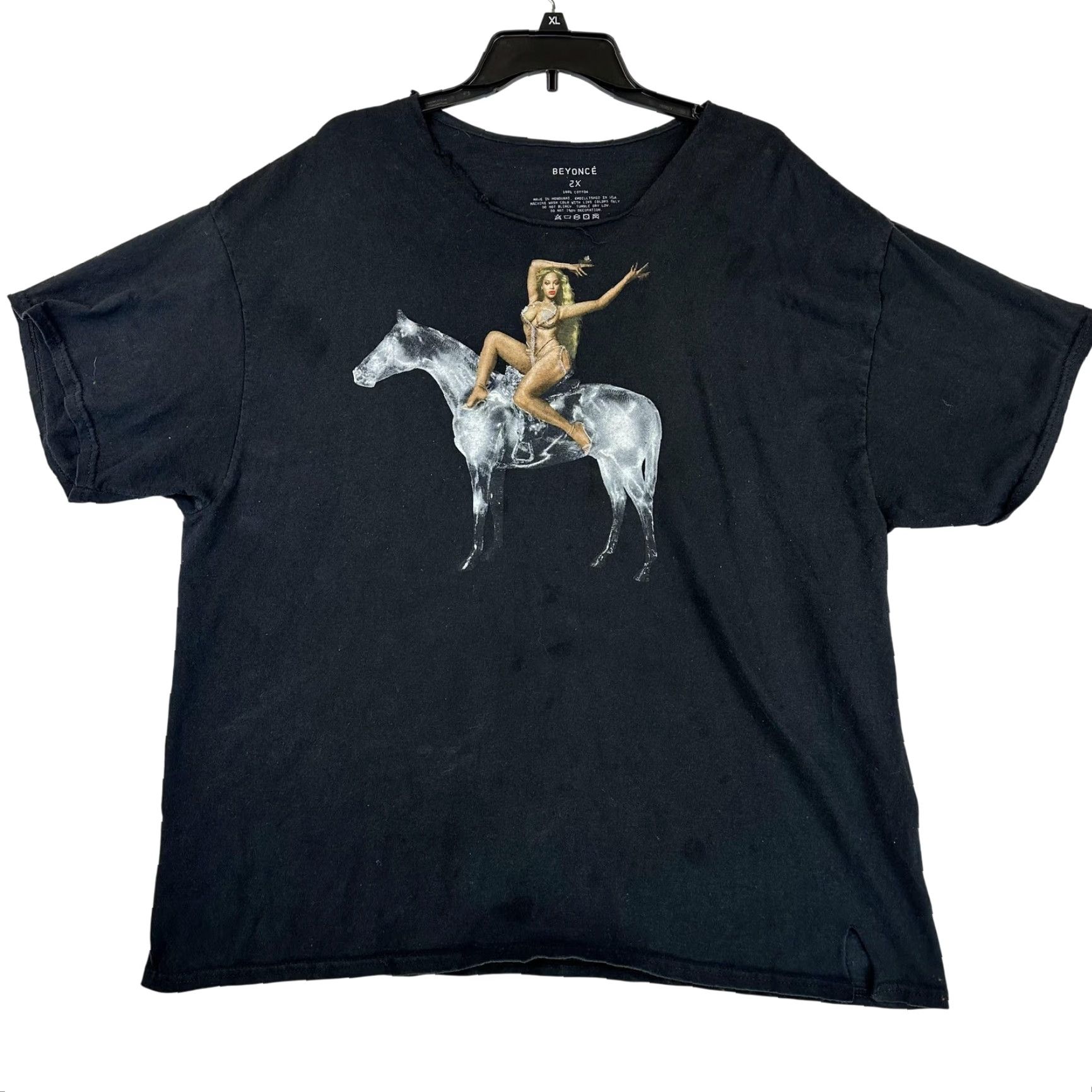 Vintage Beyoncé Shirt 2XL Black Renaissance Graphic Tee Concert Tour Merch Album Unisex Adults Short Sleeve Crew Neck Hip Hop Music Album Womens Size XXL / US 16-18 / IT 52-54 - 3 Thumbnail