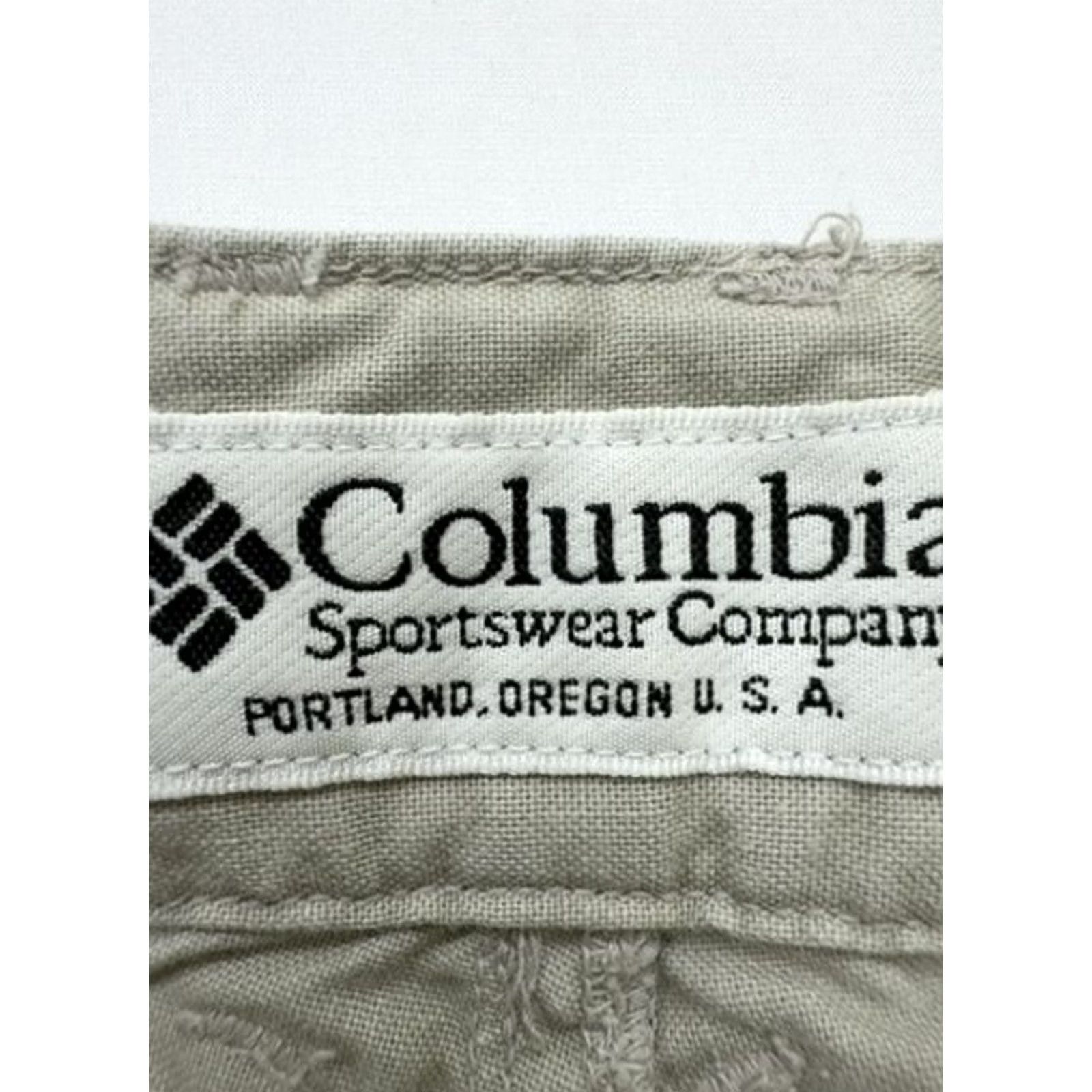 Vintage Columbia Women's Khaki Cargo Shorts Size 4 Mid Rise Button Regular Size 27" / US 4 / IT 40 - 4 Thumbnail