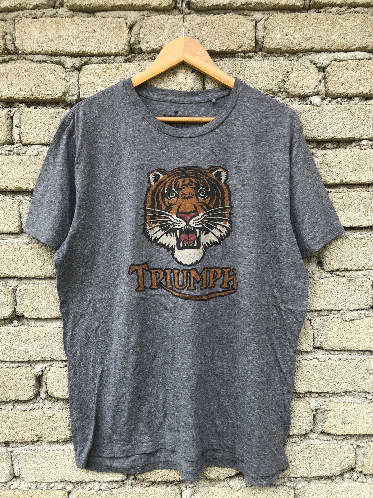 Ed Hardy × Vintage Triumph Tiger Designed By Lucky Brand Tshirt Size US L / EU 52-54 / 3 - 1 Thumbnail