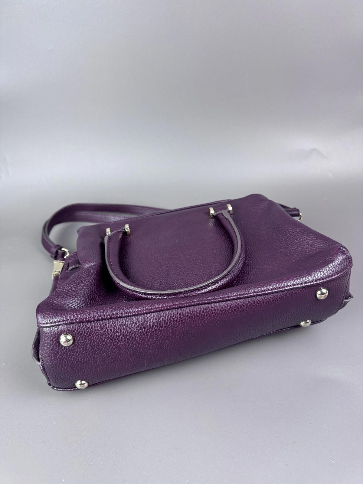 Jasper Conran Jasper Conran Purple Leather Handbag with Gold Acces Size ONE SIZE - 4 Thumbnail