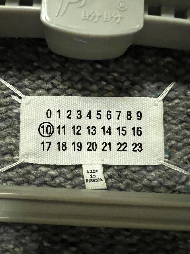 Maison Margiela Maison Margiela Oat-colored coarse knit-destroying cardigan Size US L / EU 52-54 / 3 - 3 Thumbnail