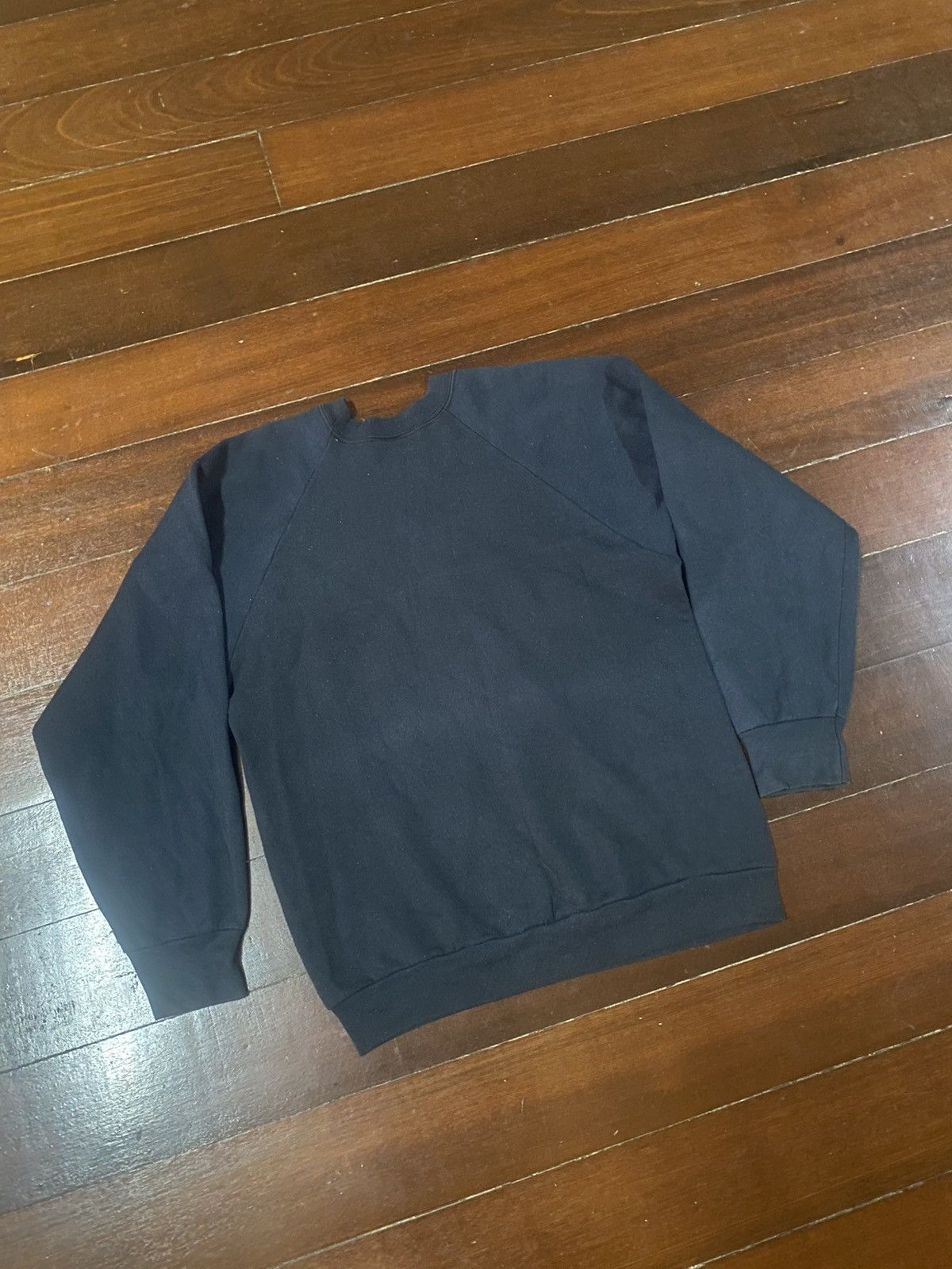 Vintage Vintage 90s Crewneck fruit of the loom UCLA Sweatshirt Size US L / EU 52-54 / 3 - 6 Thumbnail