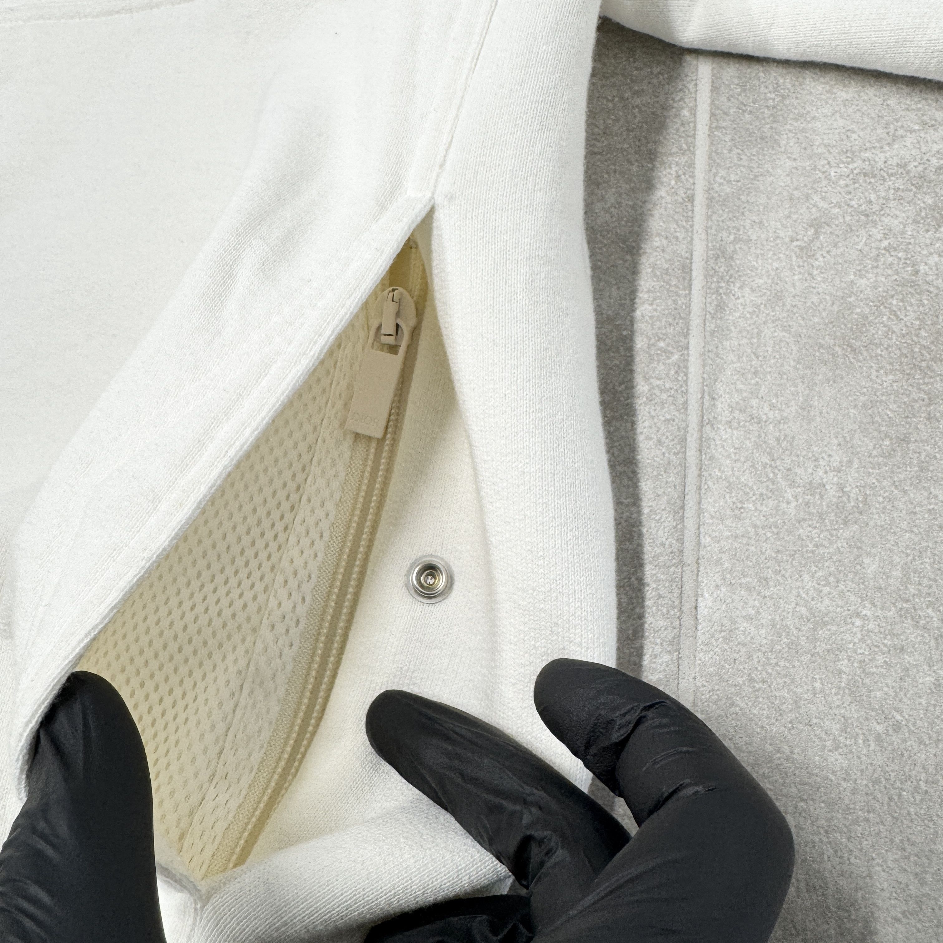 Dior Dior 47 Logo Half Zip Sweatshirt In Cream RRP £1150 Size US S / EU 44-46 / 1 - 6 Thumbnail