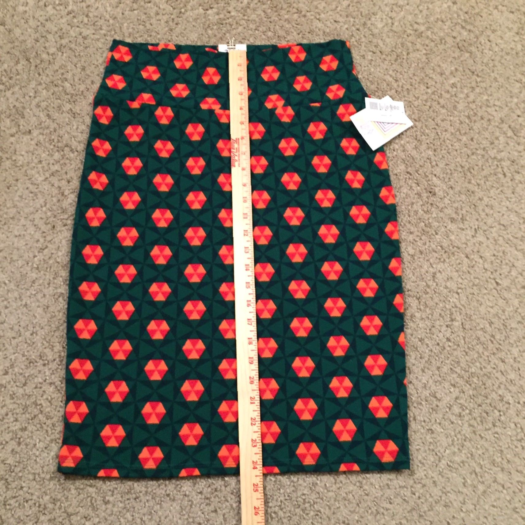 Vintage LuLaRoe Skirt Women Knee Length Geometric Green Medium M Unlined Pull On Casual Pencil Size 32" / US 10 / IT 46 - 4 Thumbnail