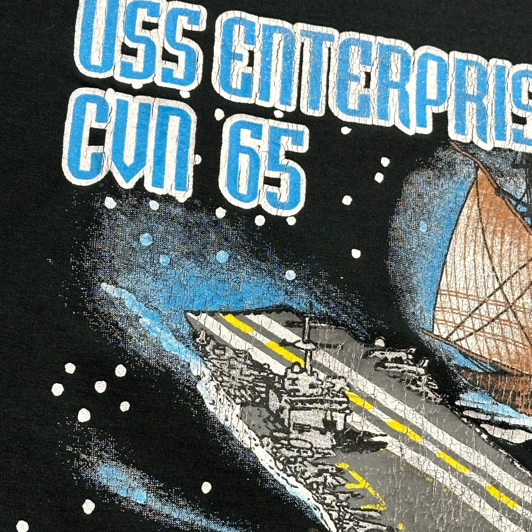 Fruit Of The Loom VINTAGE Star Trek Shirt Mens XL Black USS Enterprise Past Present Future Graphic Shirt Size US XL / EU 56 / 4 - 4 Thumbnail