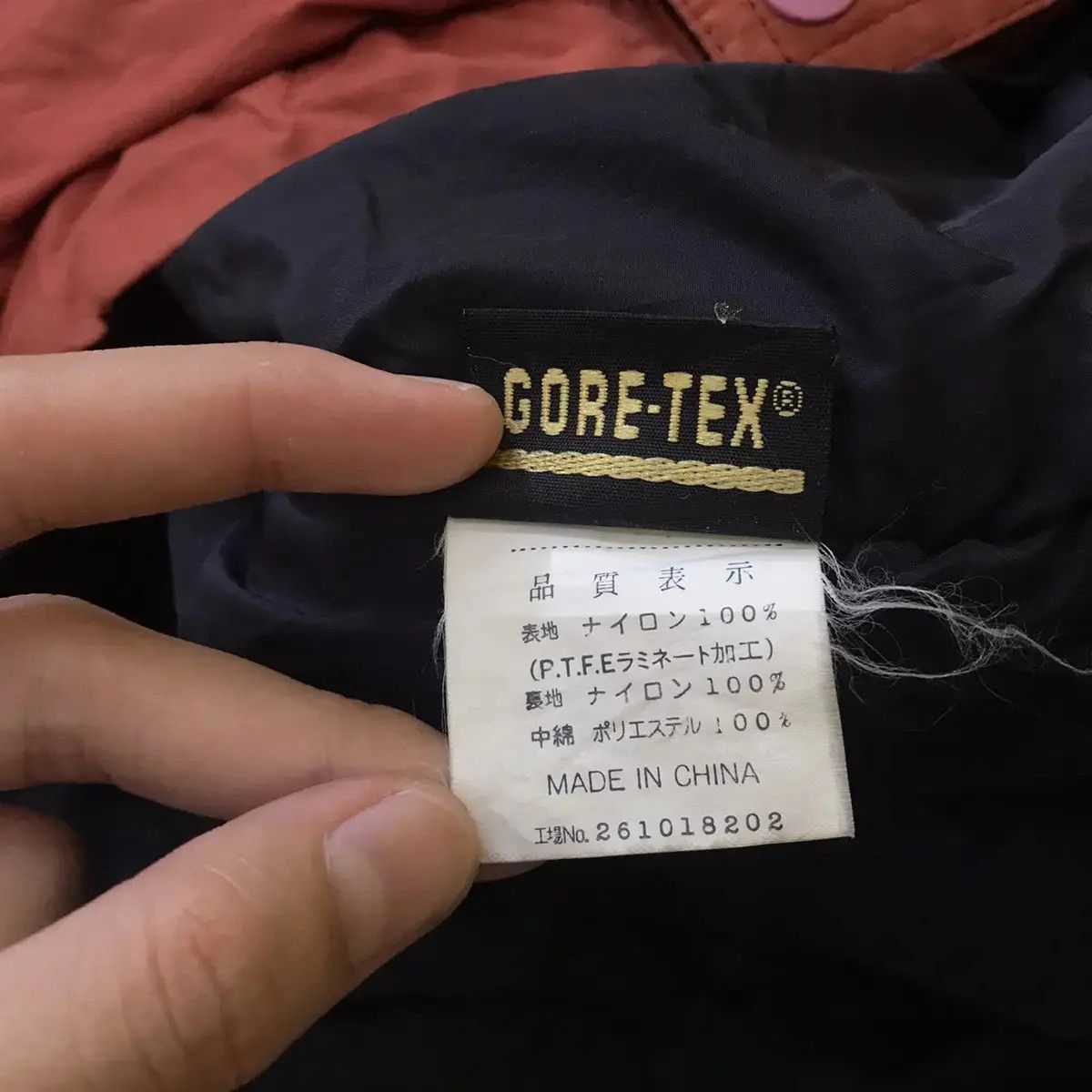 Goretex × Montbell × Vintage Vintage GORETEX x MONTBELL JAPAN Natural Sun Faded Jacket Size US M / EU 48-50 / 2 - 6 Thumbnail