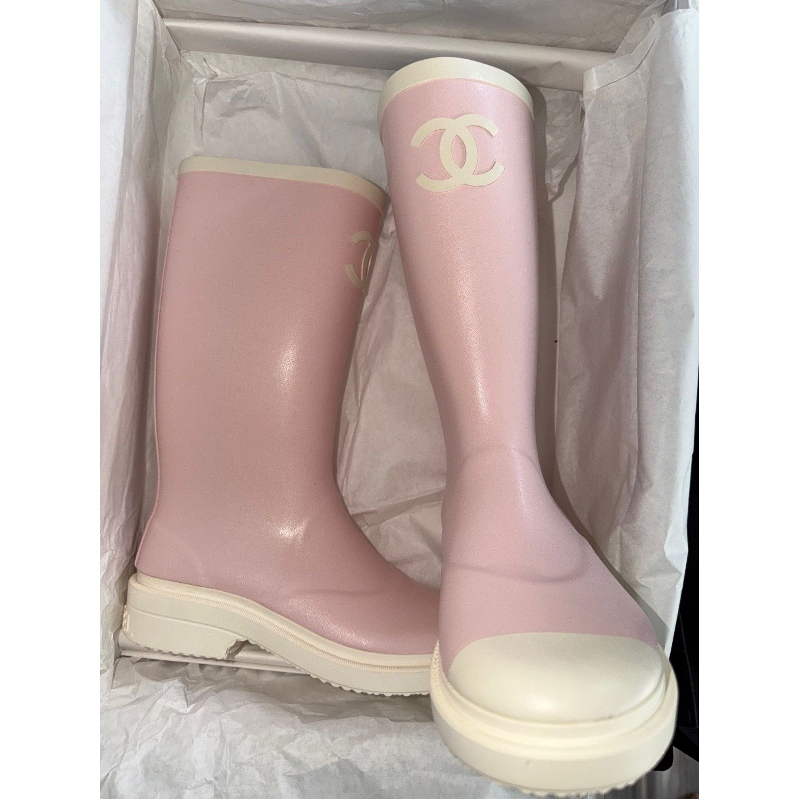 Chanel Chanel Rose Pink White Rubber Rain Boots 38 Size US 8 / IT 38 - 8 Thumbnail