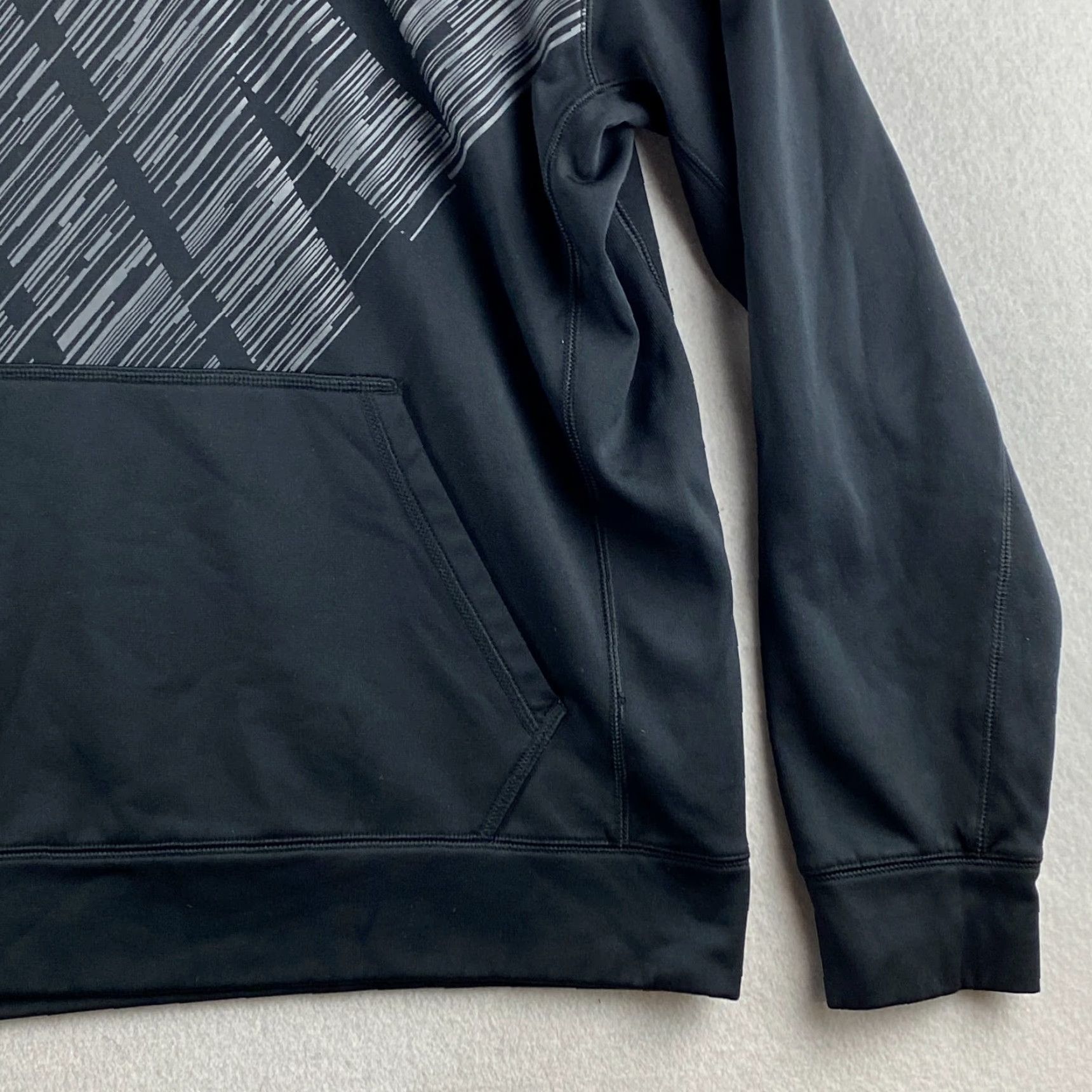 Nike Nike Hoodie Mens M Black Pullover Therma Fit Logo Fleece Hooded Size US M / EU 48-50 / 2 - 3 Thumbnail