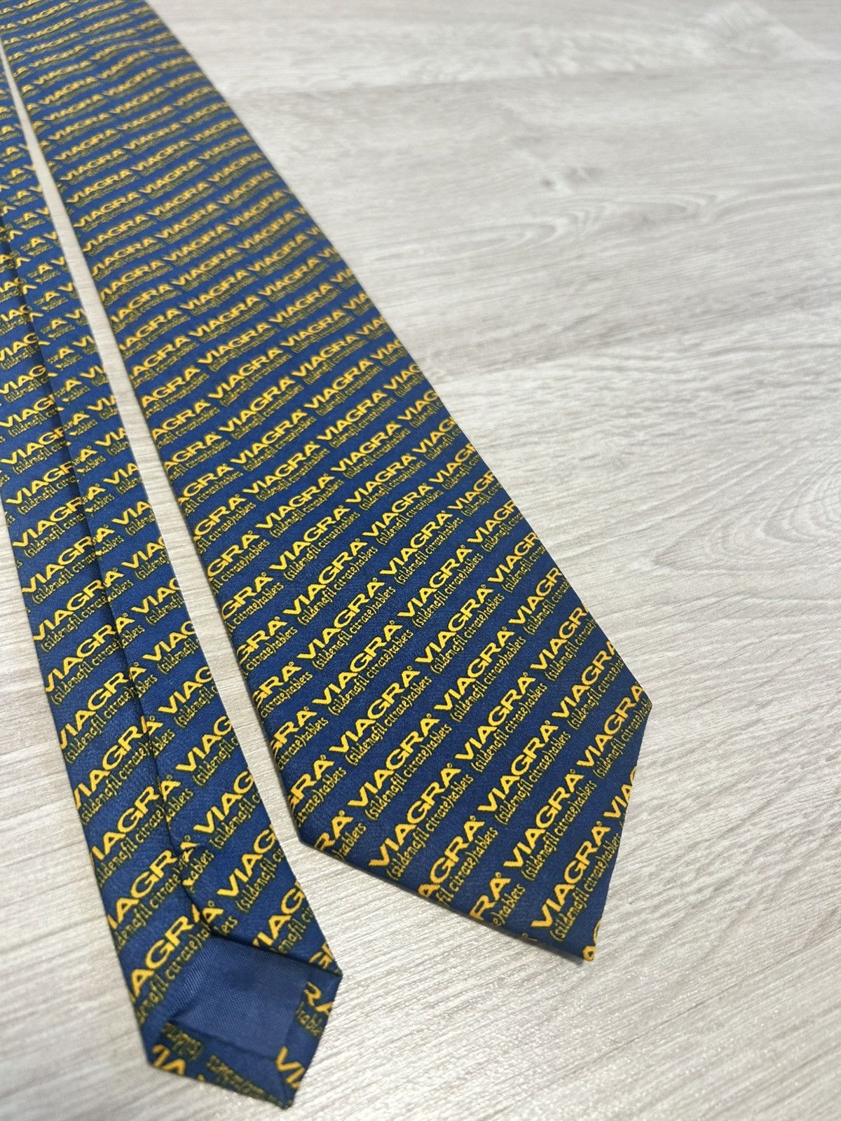 Vintage Pfizer Viagra Logo Pattern Novelty Necktie Blue Yellow Mens Size ONE SIZE - 2 Thumbnail