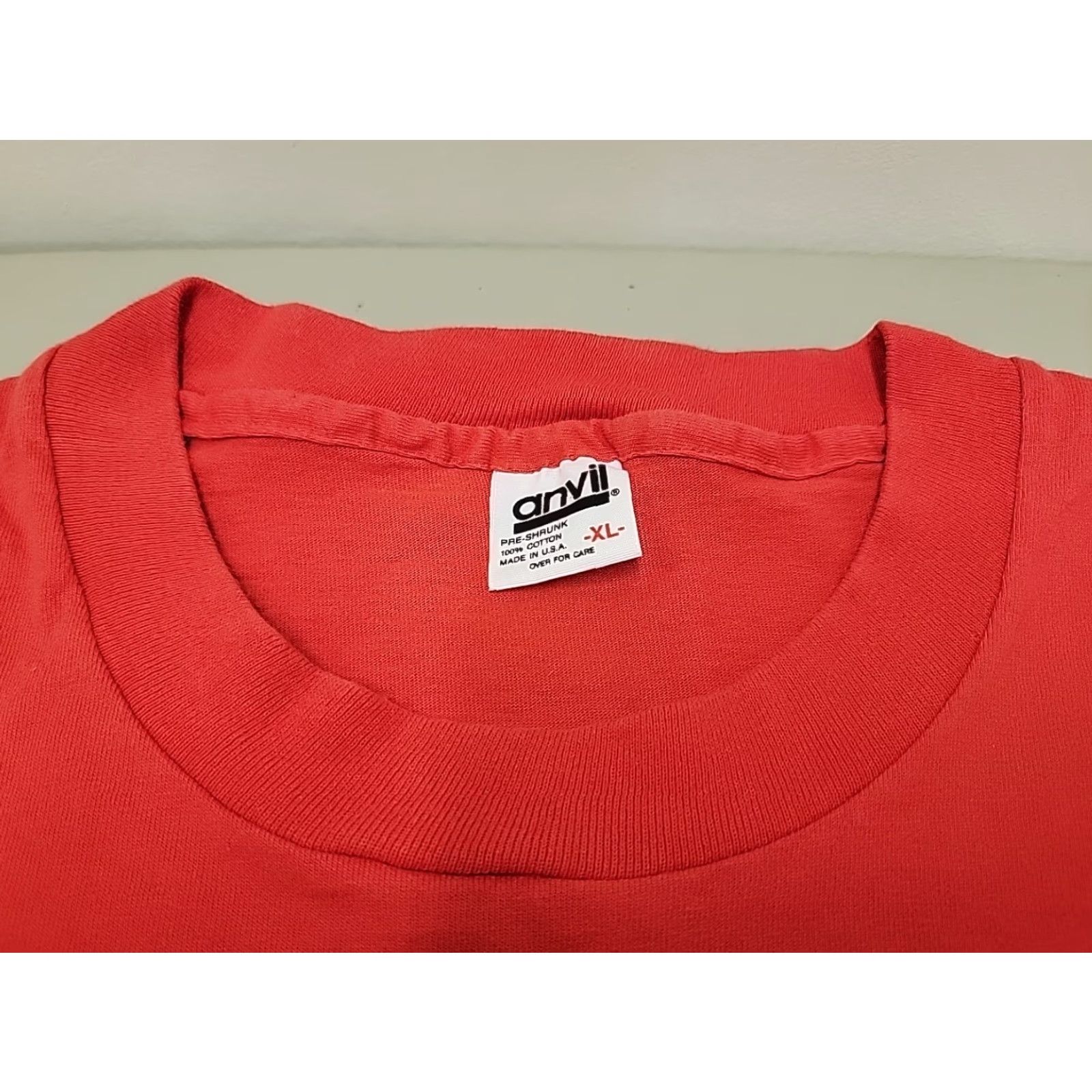 Anvil VINTAGE Anvil T-Shirt Mens XL Red 90s Shirt Crew Neck Short Sleeve Graphic Print Vintage 90s Mens XL Red Anvil T-Shirt Size US XL / EU 56 / 4 - 5 Thumbnail