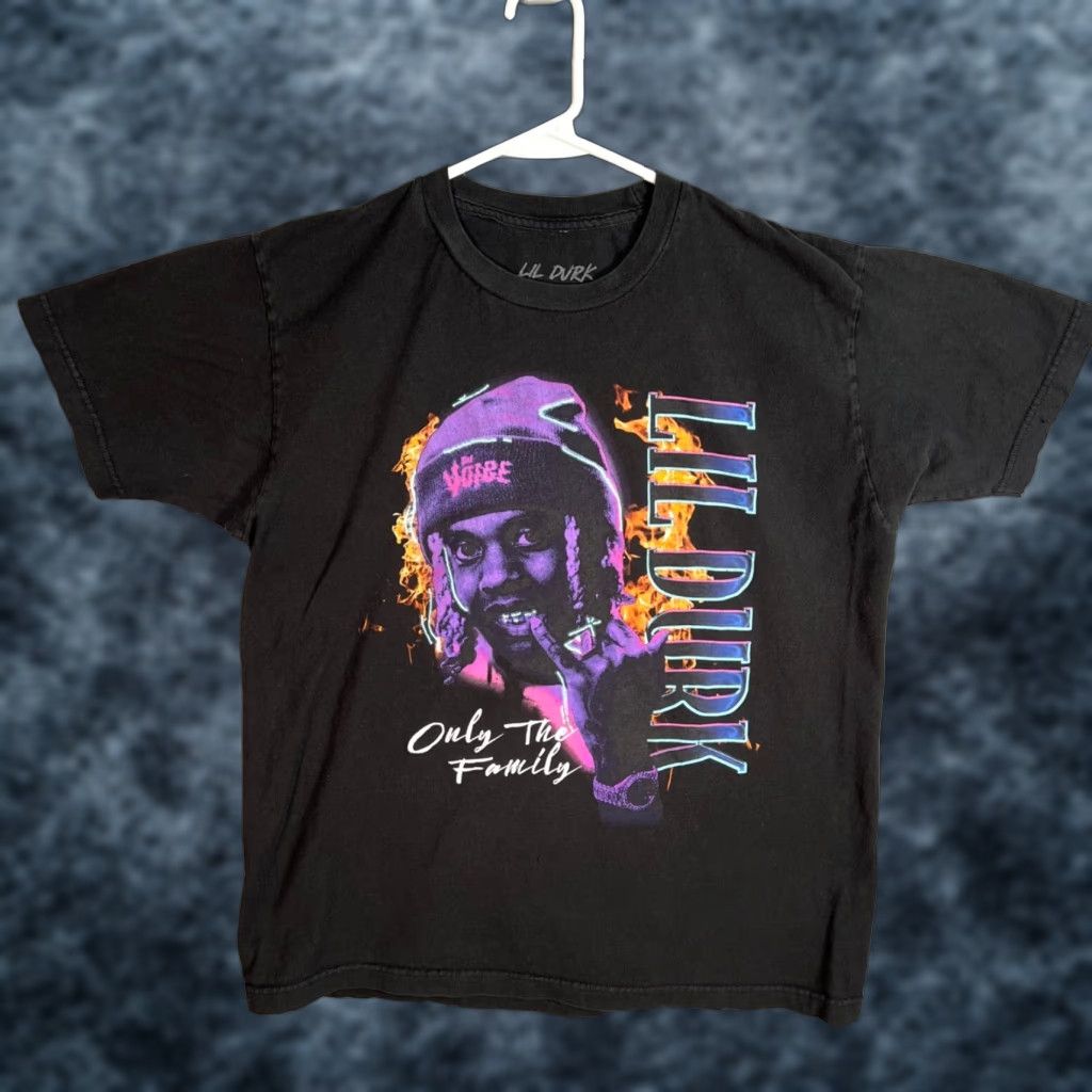 Vintage VINTAGE Lil Durk Graphic T-Shirt Black "Only The Family" Flame Design Large Mens T-Shirt L Black Rapper Logo Crew Neck Short Sleeve Size US L / EU 52-54 / 3 - 1 Thumbnail
