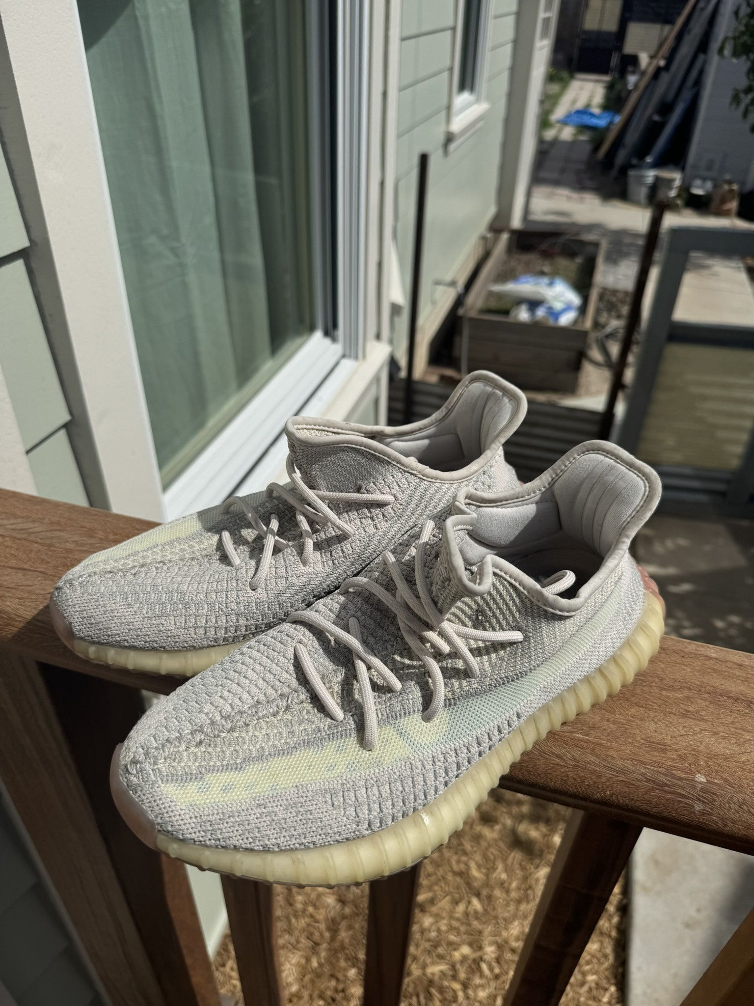 Adidas Yeezy Boost 350 V2 Citrin FW3042 Size 10