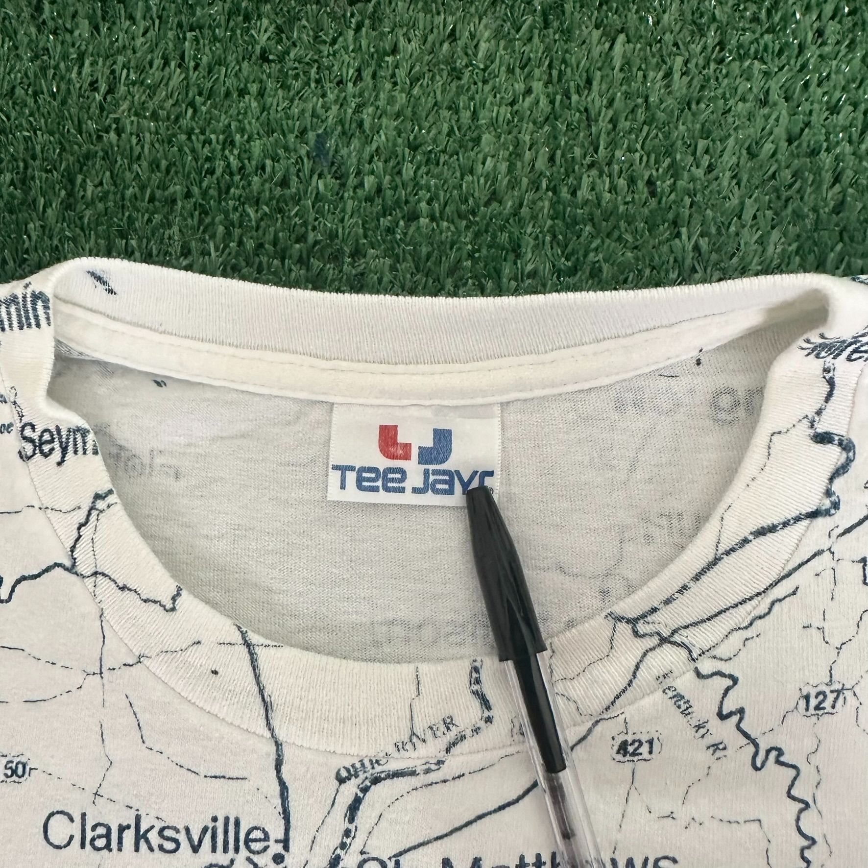 TEE JAYS Vintage 90s Kentucky Map T-Shirt All Over Print AOP Tee Size US XL / EU 56 / 4 - 6 Thumbnail