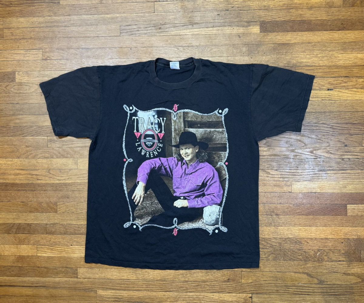 Vintage Vintage Tracy Lawrence T Shirt 1993 Size US XL / EU 56 / 4 - 1 Thumbnail