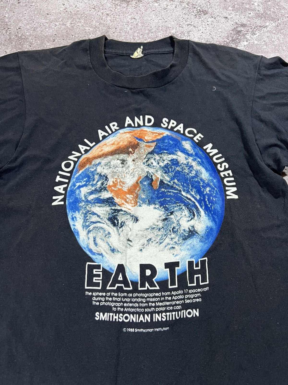 Vintage Vintage Y2K National Air and Space Museum Graphic Tee Size US S / EU 44-46 / 1 - 2 Thumbnail