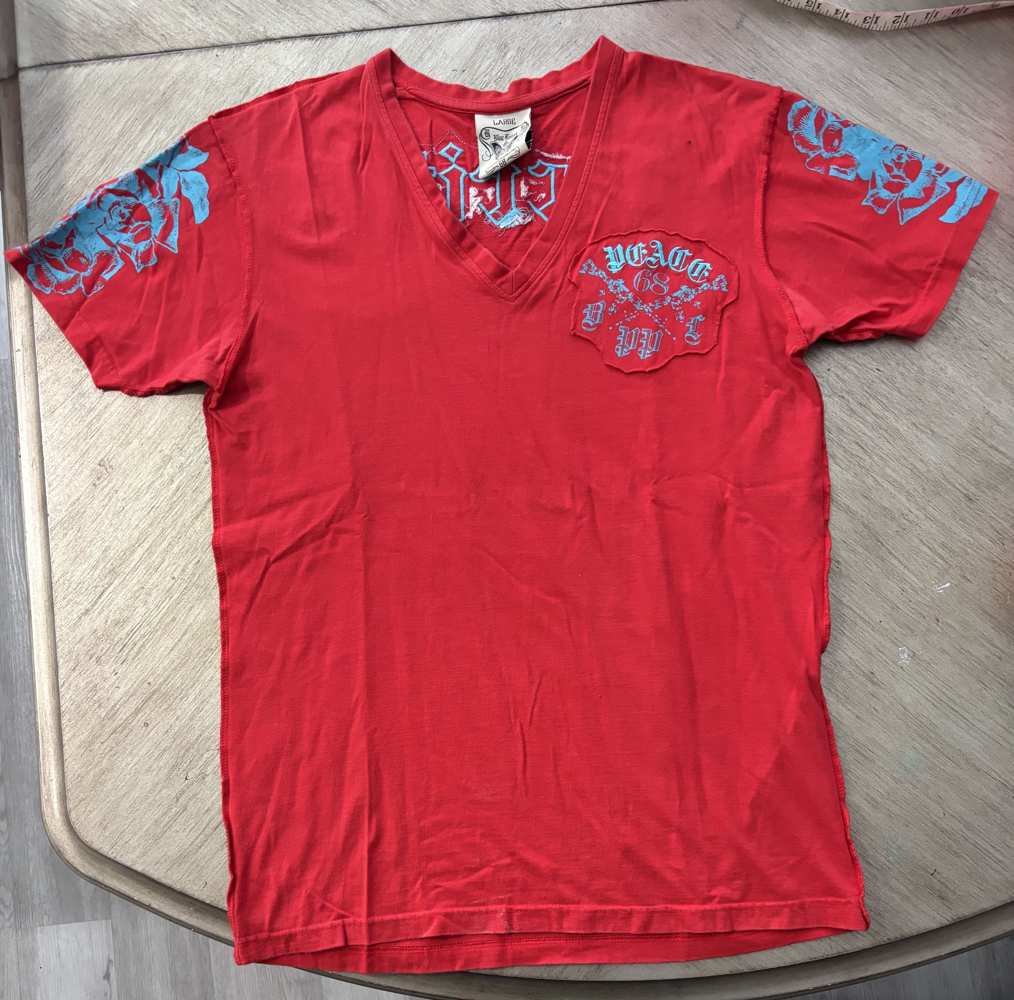 Black Label XL Black Label TShirt Red and baby blue Size US XL / EU 56 / 4 - 1 Thumbnail