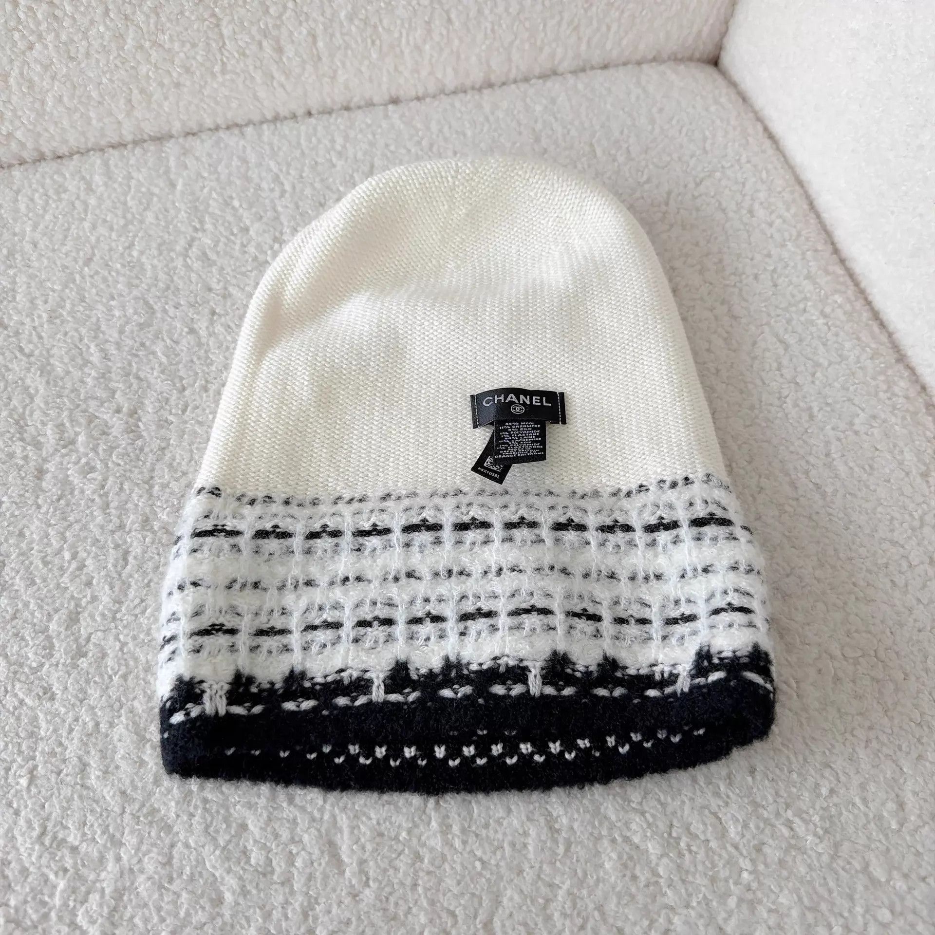 Chanel Chanel 24B White Wool Knit Beanie Pre-owned Size ONE SIZE - 4 Thumbnail