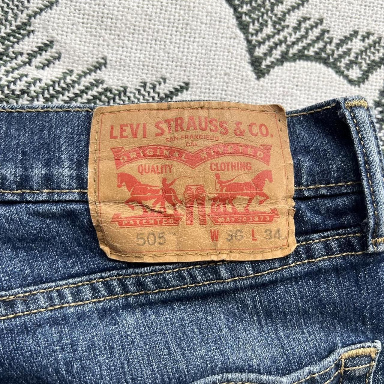 Levi's × Vintage Vintage Y2K/2000s Baggy Grunge Dark wash Levi’s Denim Jeans! Size US 36 / EU 52 - 8 Thumbnail