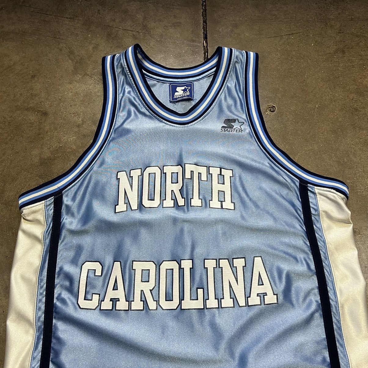 NCAA × Starter × Vintage Vintage 90s North Carolina UNC TarHeels Basketball Jersey #7 Size US L / EU 52-54 / 3 - 4 Thumbnail
