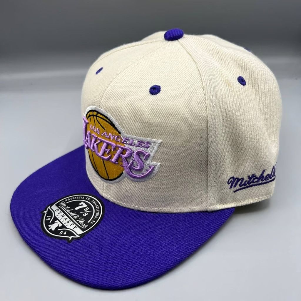 Mitchell & Ness Los Angeles LA Lakers Hat Men 7 5/8 Off White NBA Fitted Cap Size ONE SIZE - 3 Thumbnail