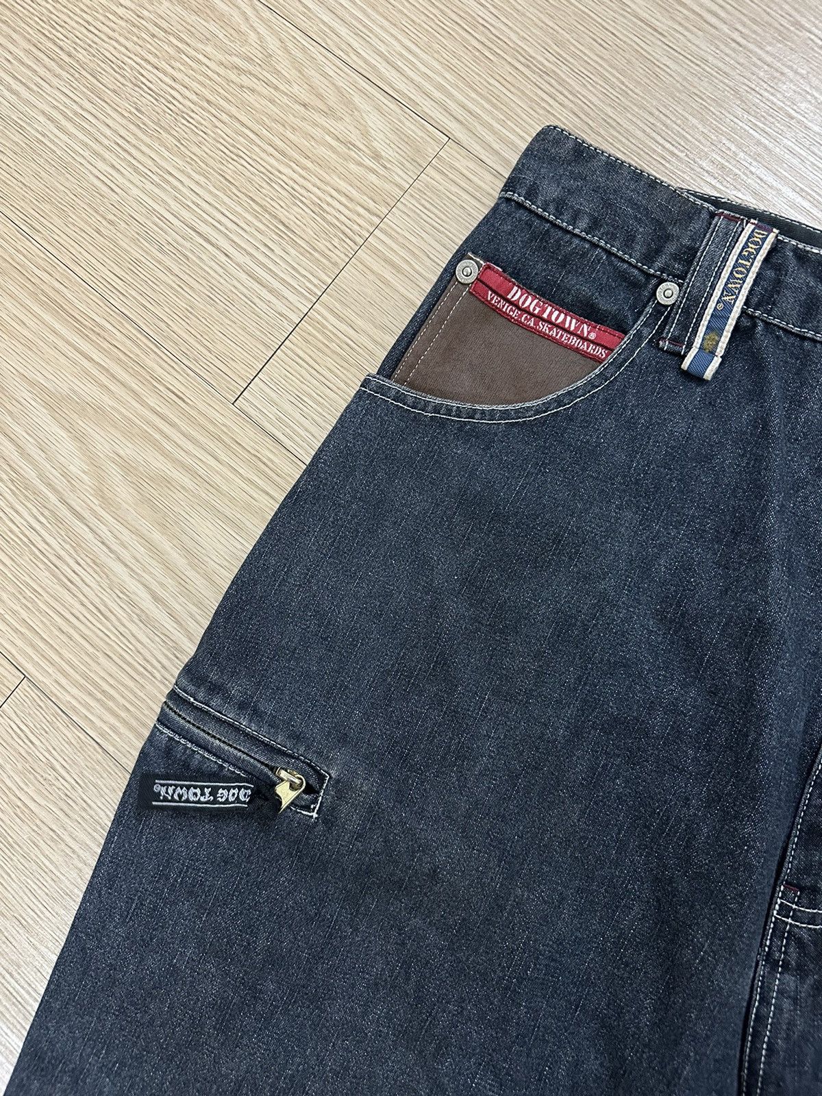 Dogtown × Vintage Rare Vintage Dogtown Black Dragon Multi Pocket Baggy Jorts Size US 32 / EU 48 - 7 Thumbnail