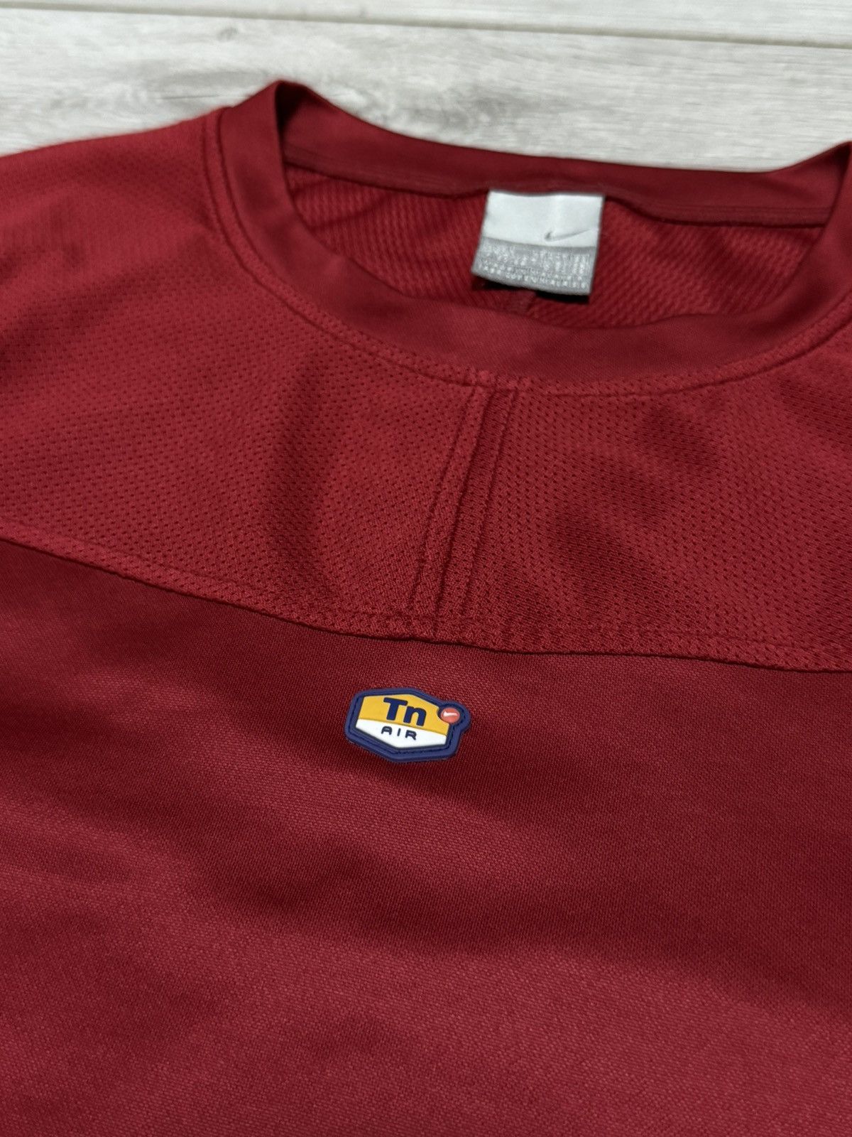 Nike Nike TN vintage tee shirt waves stripes nylon Size US L / EU 52-54 / 3 - 5 Thumbnail
