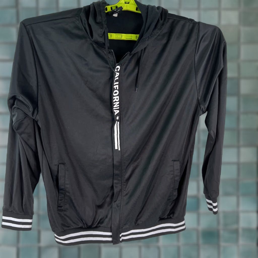 Vintage Deluxe Hoodie Mens Full Zip Black California Long Sleeves Size XL Original Size US XL / EU 56 / 4 - 1 Thumbnail
