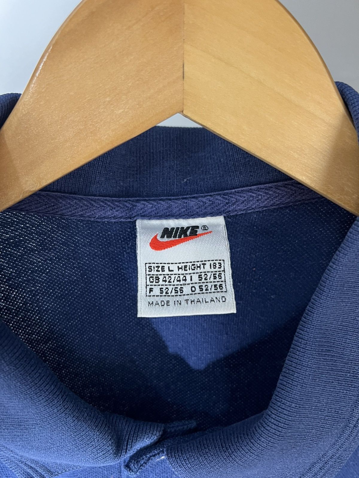Nike VINTAGE NIKE CHALLENGE COURT RETRO T-SHIRT DRILL Y2K 90s USA Size US L / EU 52-54 / 3 - 11 Thumbnail
