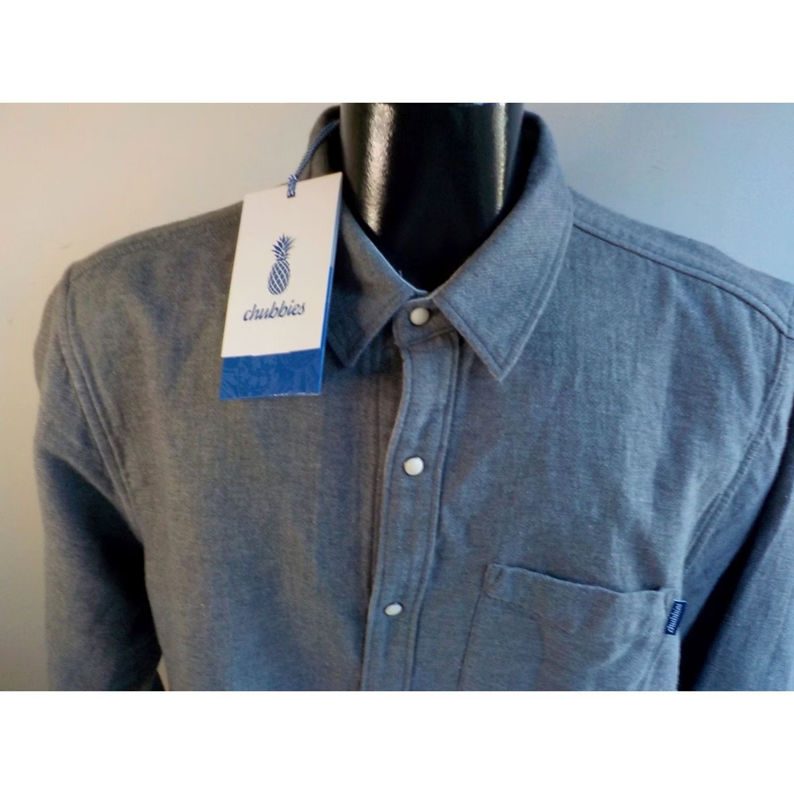 Chubbies Chubbies The Inside Out Reverse Shirt Gray NWT XL Mens Snap-Up Reversible Cotton Solid Long Sleeve Collared Shirt Size US XL / EU 56 / 4 - 2 Thumbnail