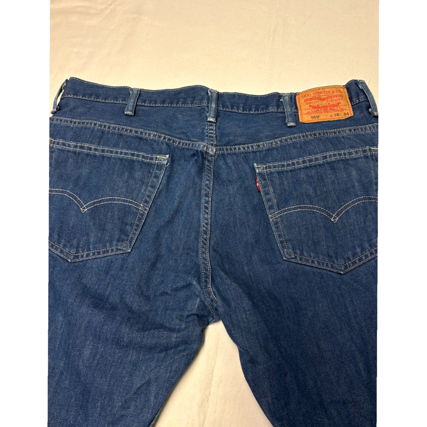 Levi's Levi's 569 Jeans Dark Wash Mens 38x34 Relaxed Straight 5-Pocket Denim Cotton Zip Button Logo Zipper Vintage No Size US 38 / EU 54 - 7 Thumbnail