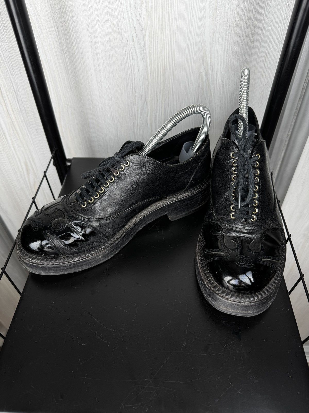 Chanel CHANEL 'CC' Logo Utah Eagle Oxford Vintage Shoes size 39C Size US 8 / IT 38 - 19 Thumbnail
