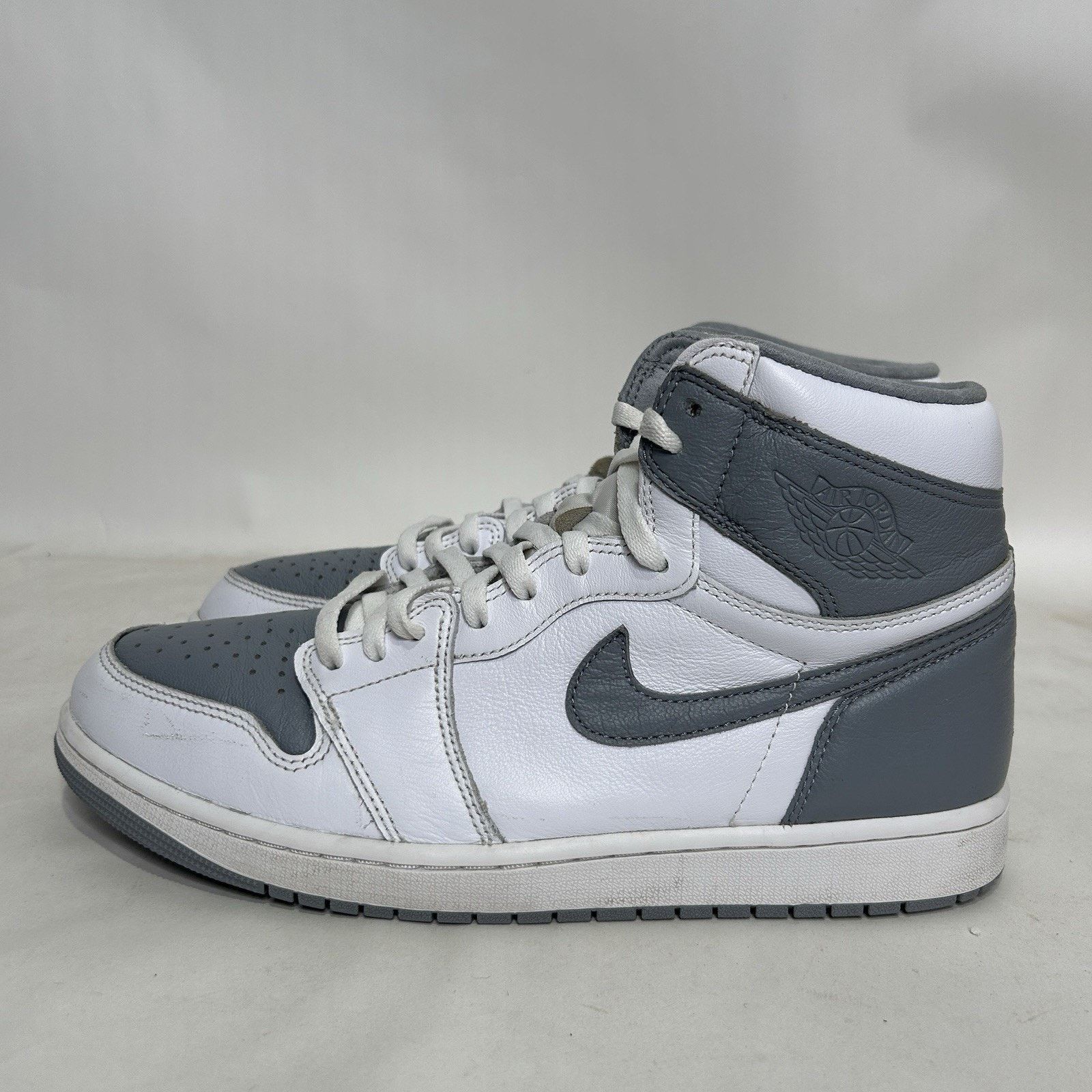 Jordan Brand Nike Air Jordan 1 Retro High OG “Stealth/Grey White” Size US 12 / EU 45 - 6 Thumbnail