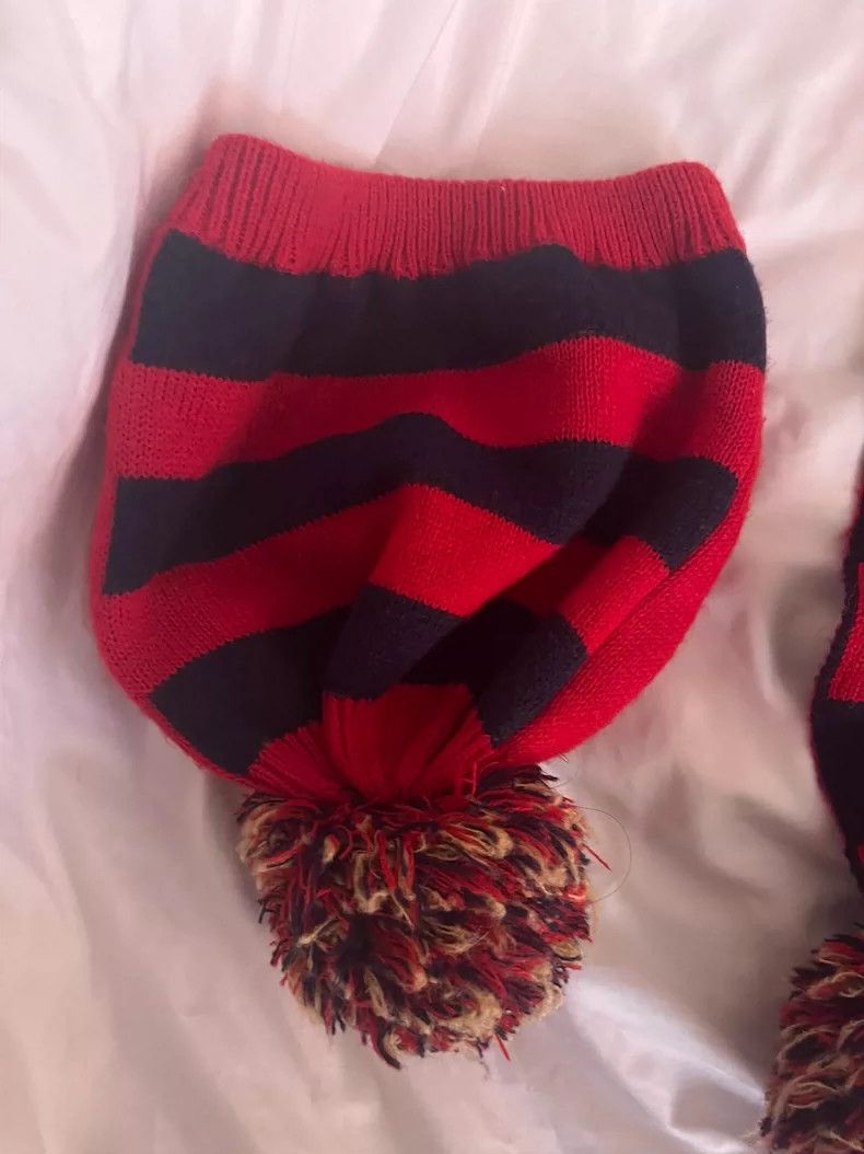Vivienne Westwood Vivienne Westwood Saturn red hat scarf Size ONE SIZE - 6 Thumbnail