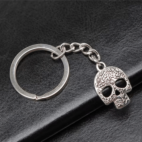 Jewelry Keychain Vintage Handmade Antique Skull Pendant Keyring Size ONE SIZE - 1 Thumbnail