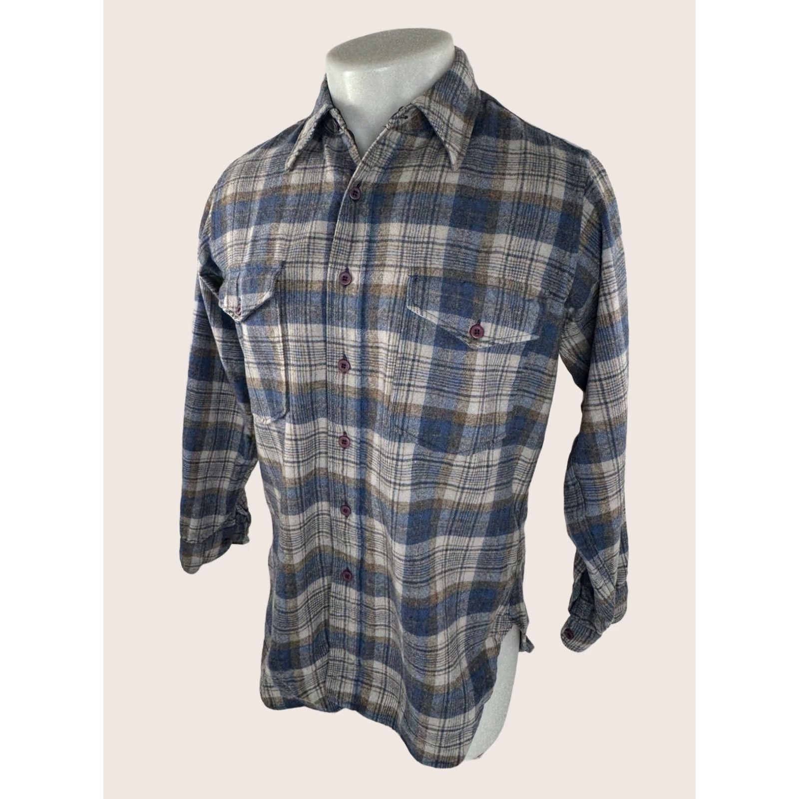 Pendleton Pendleton WOOL ALTERED SHORT SLEEVED Plaid Mens 15.5 MM Shirt Size US M / EU 48-50 / 2 - 1 Thumbnail