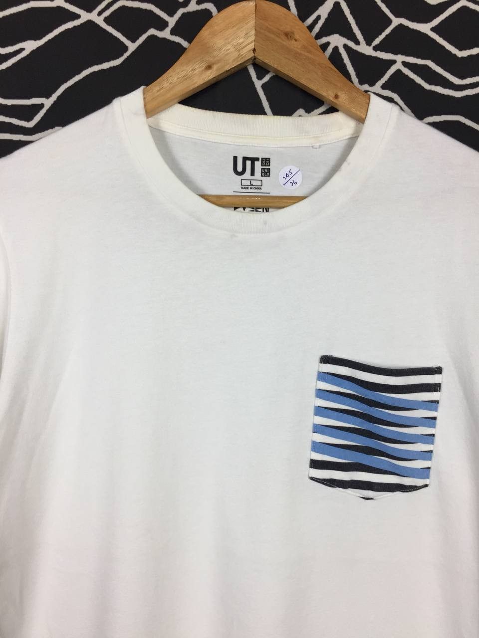 Japanese Brand × Uniqlo Uniqlo X Dusen Dusen Patterned Pocket Tee Size US L / EU 52-54 / 3 - 3 Thumbnail