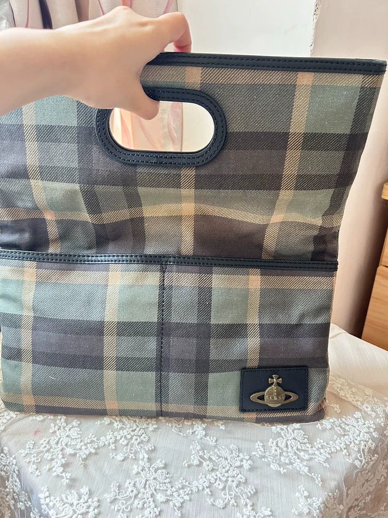 Vivienne Westwood Vivienne Westwood size os An old checked handbag Size ONE SIZE - 1 Thumbnail