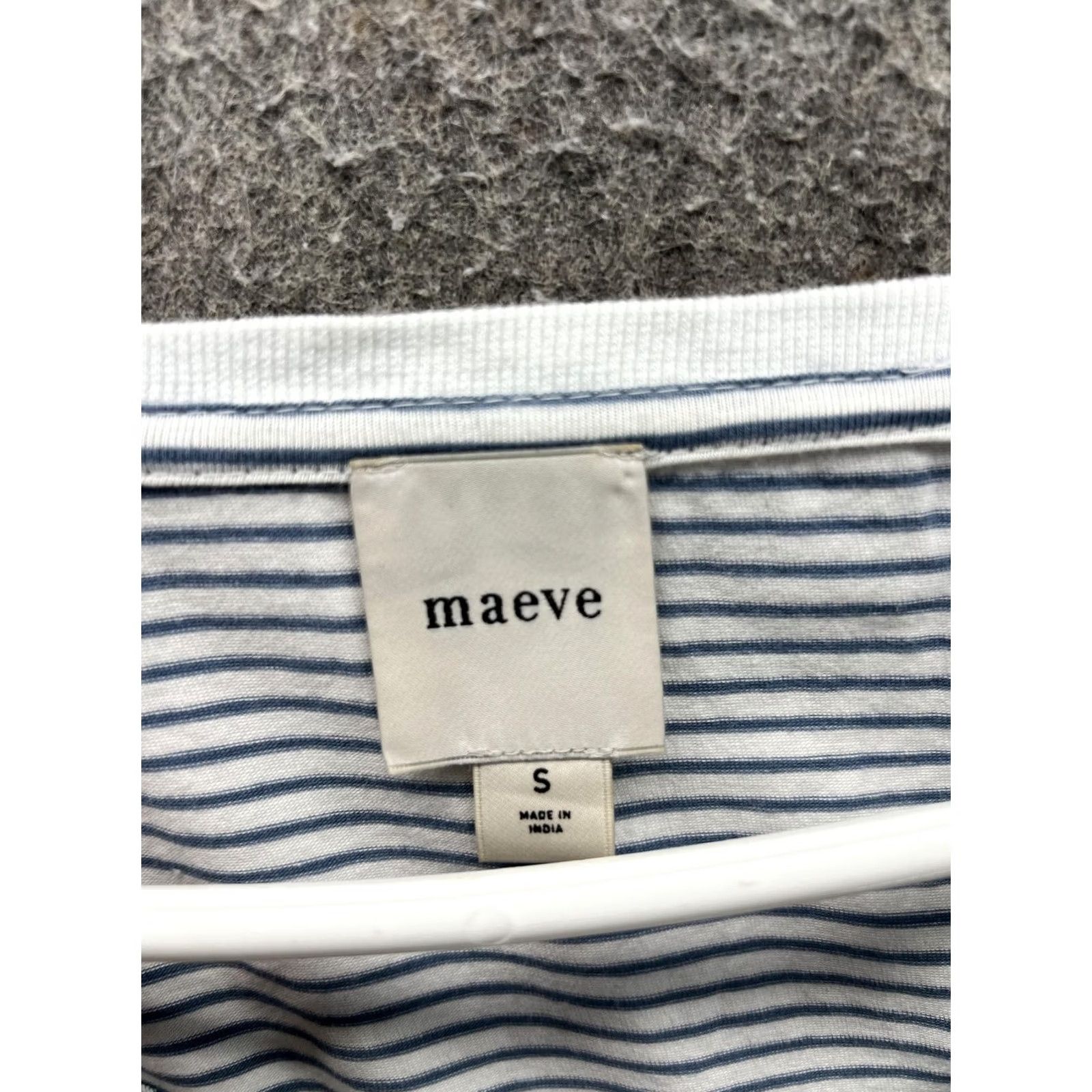 Vintage Maeve Shirt Womens Small White Stripe Scoop Neck Crochet Long Sleeve Jersey Top Size S / US 4 / IT 40 - 2 Thumbnail