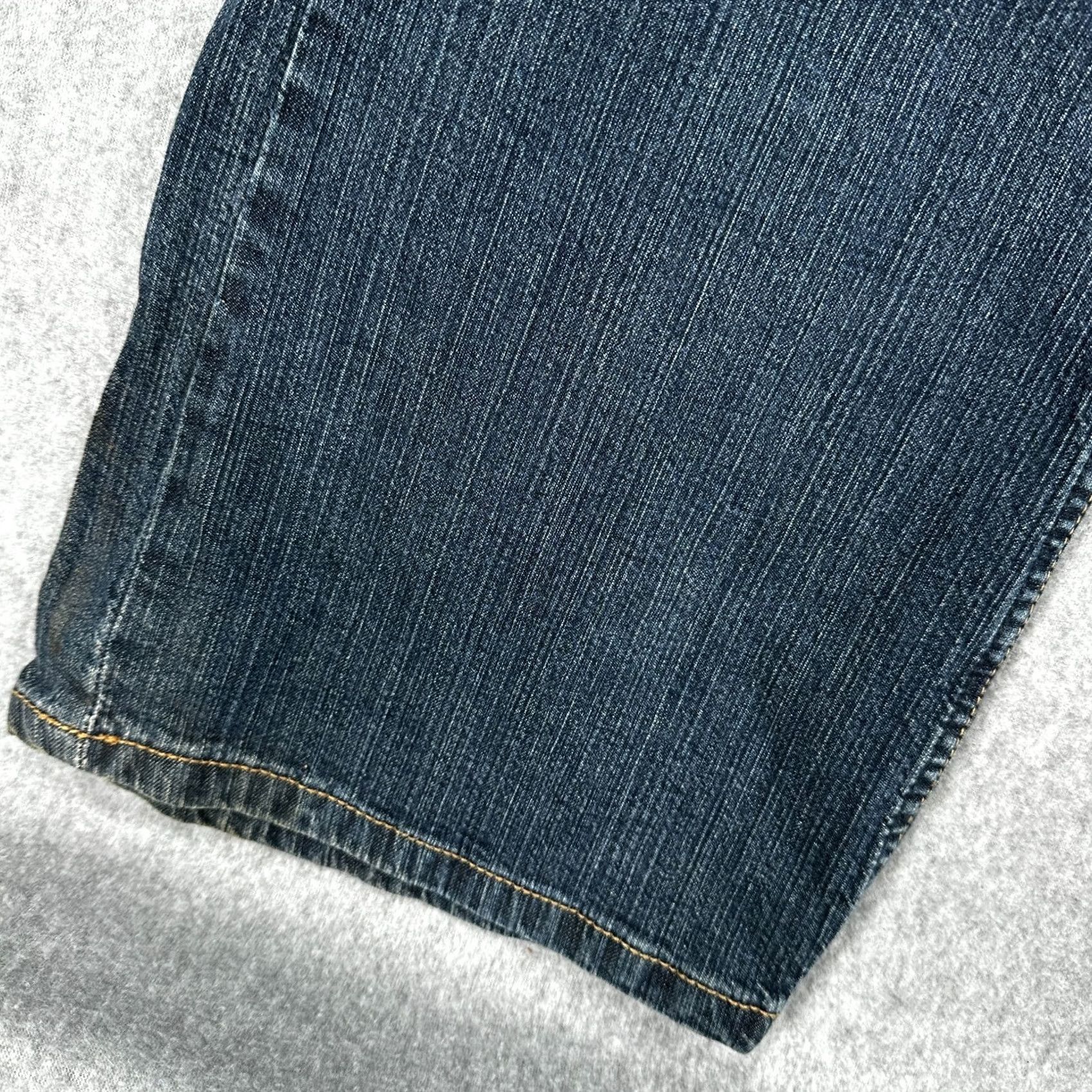 Levi's Levi's Bootcut Jeans Blue 16W Women Medium Wash Denim Pockets 5-Pocket Regular Fit Inseam 31 in Jeans Size 38" / US 16 / IT 52 - 7 Thumbnail