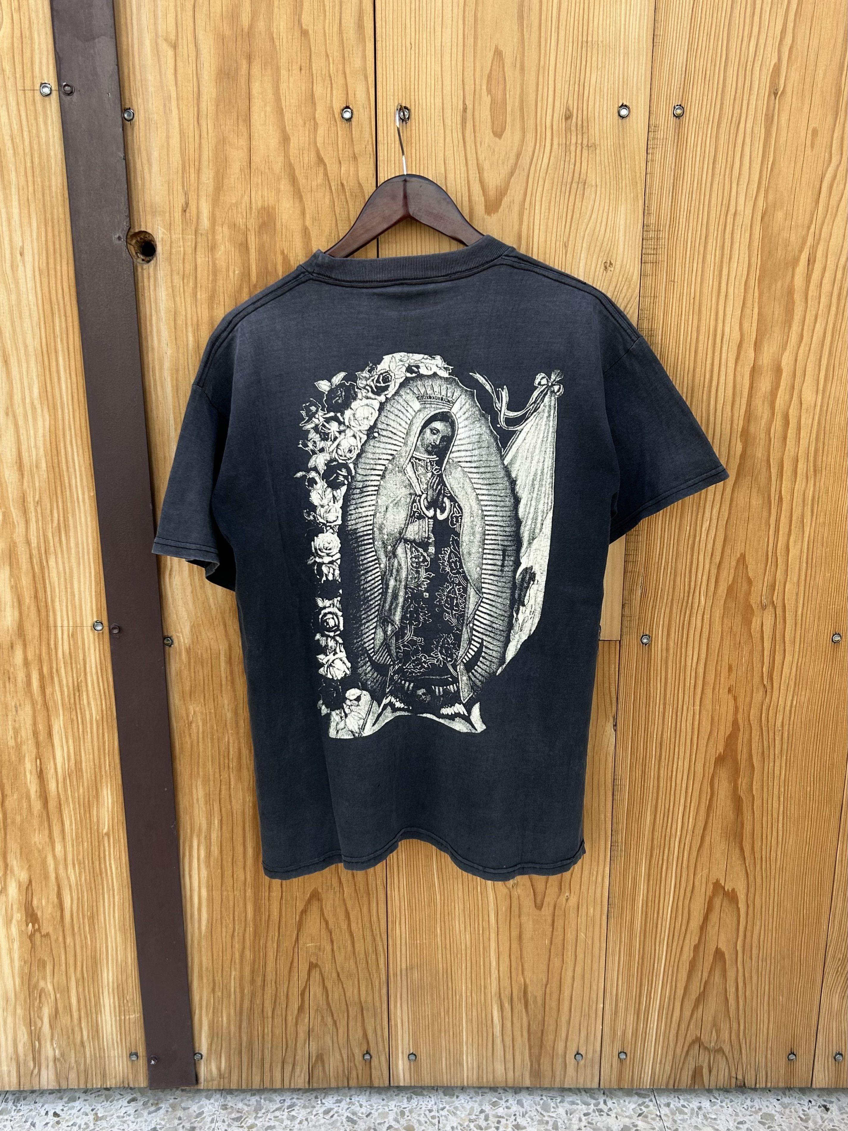 Vintage Virgen de Guadalupe AOP 90s Size US L / EU 52-54 / 3 - 4 Thumbnail