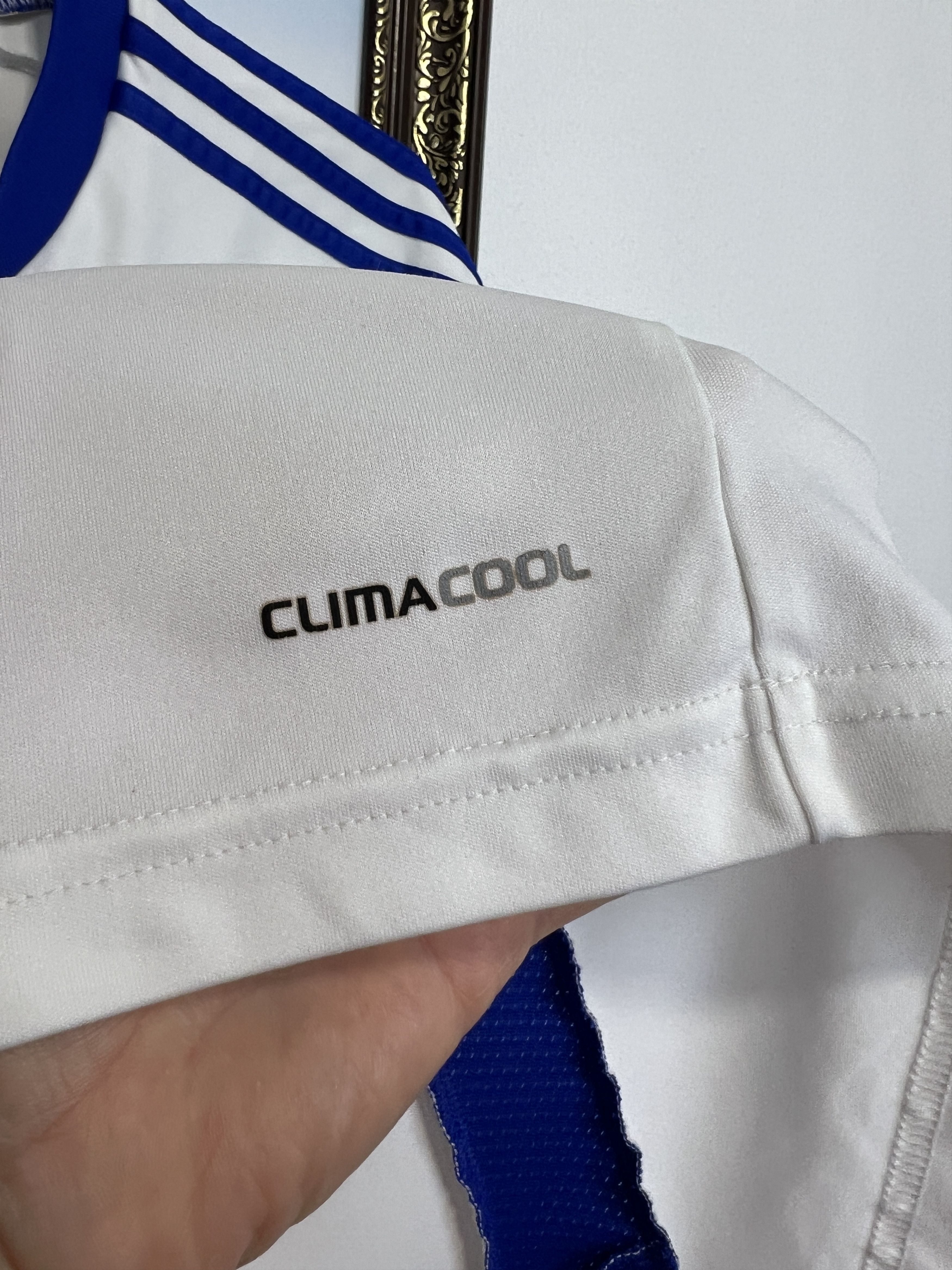Adidas Finland Home football shirt 2011 Soccer Adidas Jersey Trikot Size S / US 4 / IT 40 - 4 Thumbnail