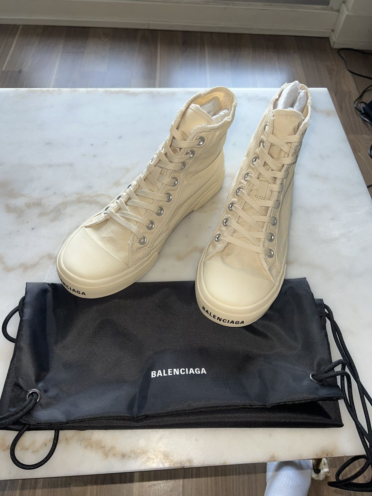 Balenciaga Balenciaga Paris High Top ‘Destroyed - White’ Sneakers Size US 9 / EU 42 - 9 Thumbnail