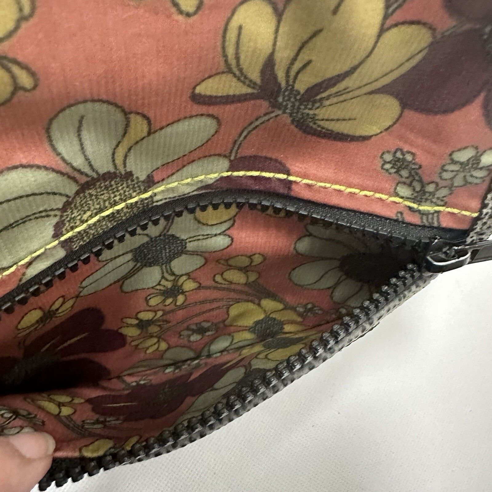 Other Haiku Vegan Pebbled Crossbody Purse Strap Floral Fold Over Size ONE SIZE - 8 Thumbnail
