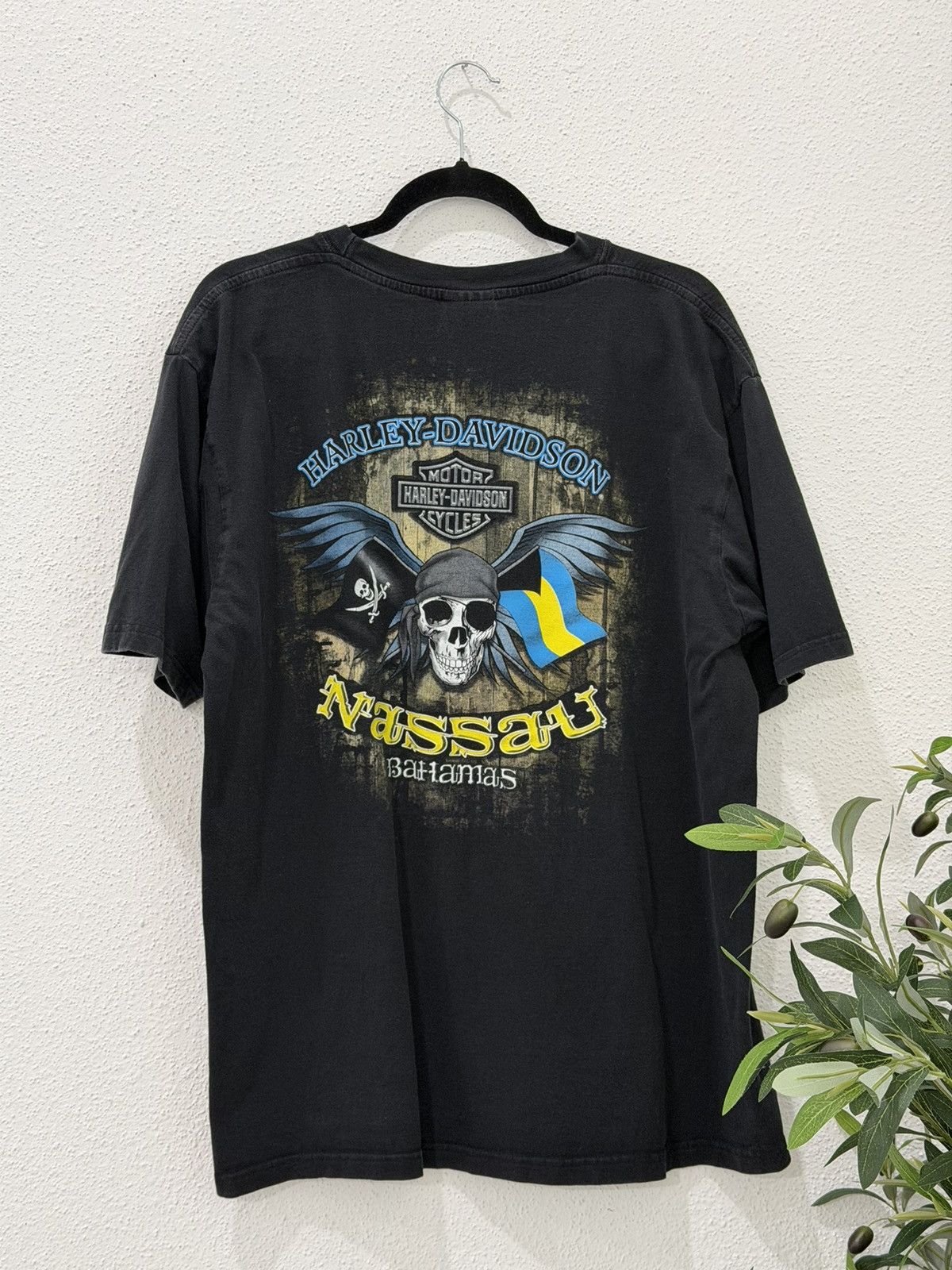 Harley Davidson Harley Davidson Nassau Bahamas Tshirt Pirate Skull Size XL Size US XL / EU 56 / 4 - 4 Thumbnail