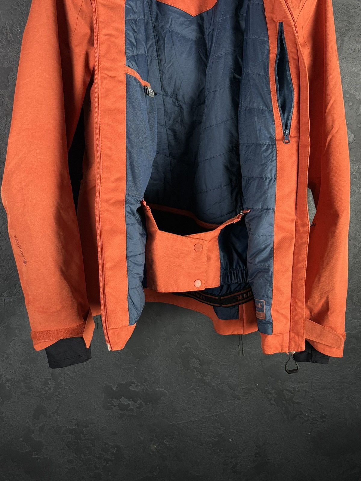 Mammut Mammut Sports Group AG Birren 5 Gore-Tex Women’s Jacket Size M / US 6-8 / IT 42-44 - 19 Thumbnail