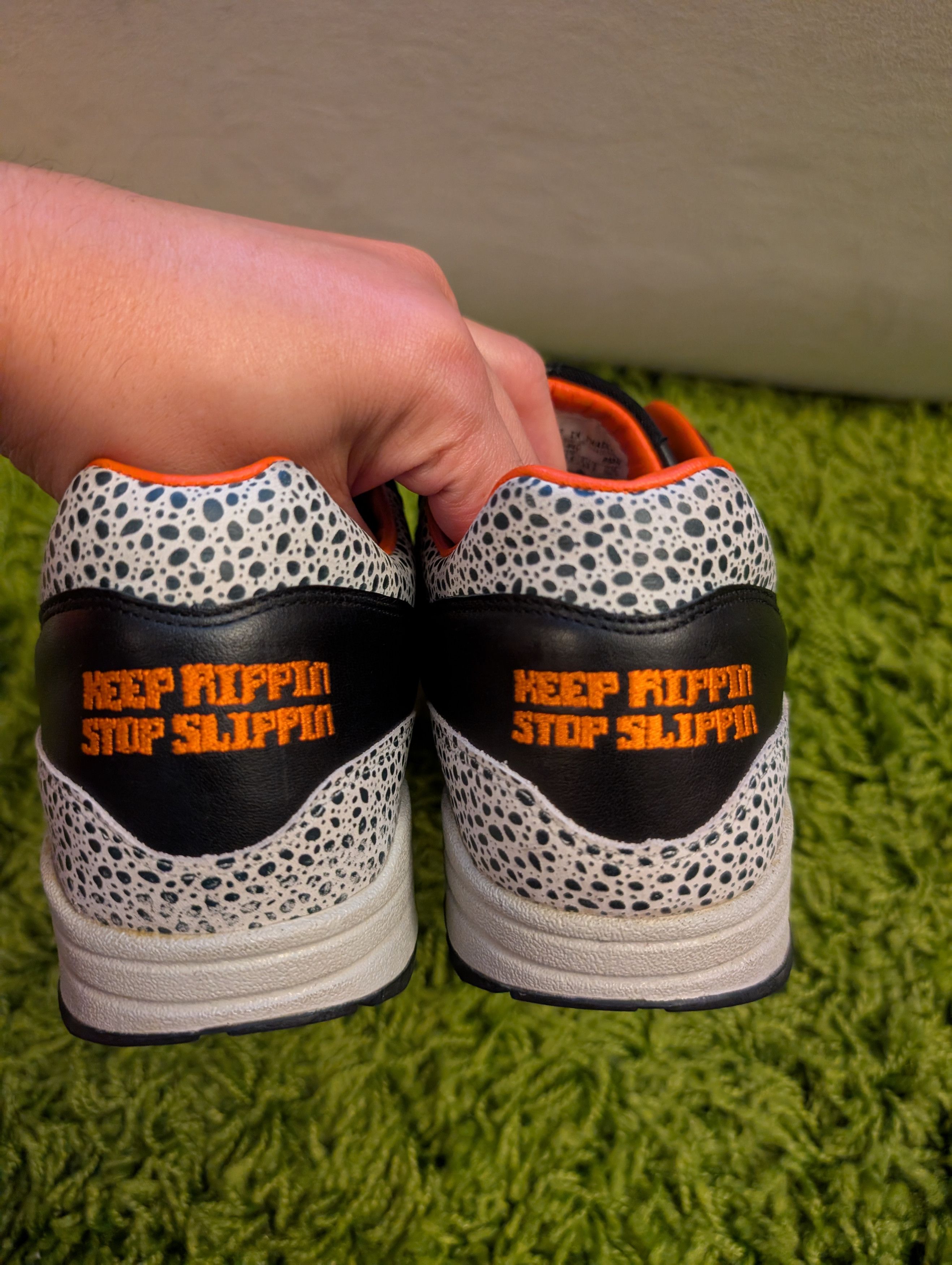 Nike Nike Air Max 1 Supreme QK Safari Size 10.5 Size US 10.5 / EU 43-44 - 5 Thumbnail