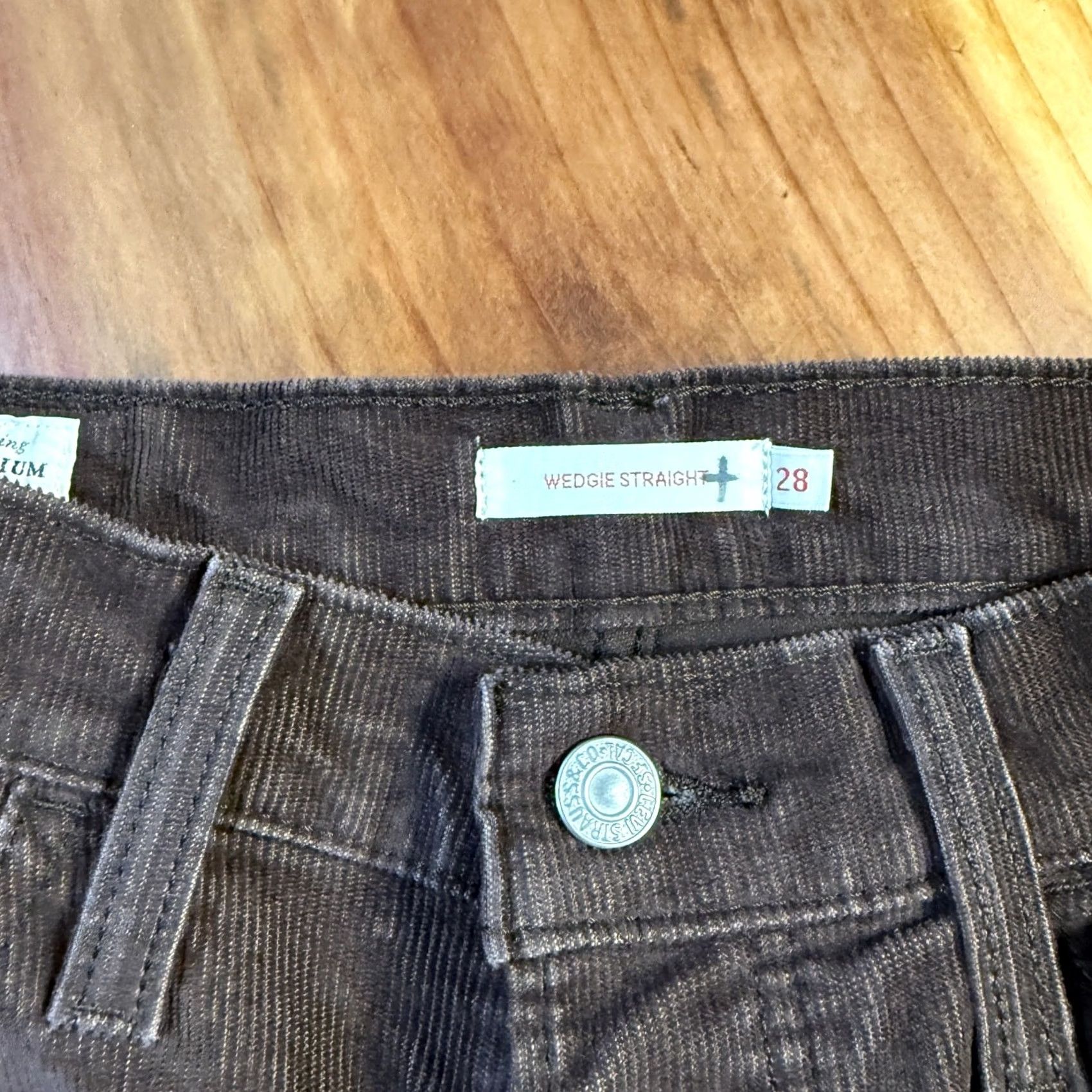 Levi's Levi's Wedgie Straight Pants Women's 28 x 8 Corduroy H4-9 LVC Premium Stretch Brown 90s Vintage Womens Jeans Shirt? Size 28" / US 6 / IT 42 - 4 Thumbnail